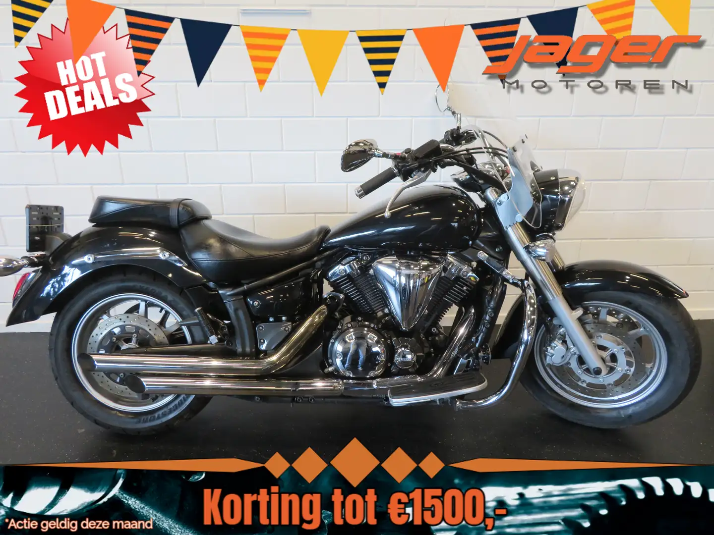 Yamaha XVS 1300 A MIDNIGHT STAR ZEER FRAAI Zwart - 1