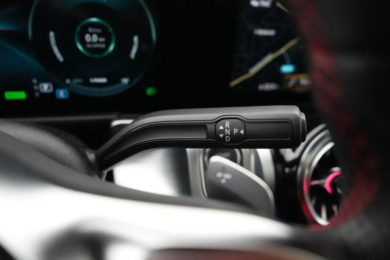 Mercedes-Benz EQB 4-Matic AMG Line Premium LEDER/CUIR LED GPS PDC CA, миниатюра 16