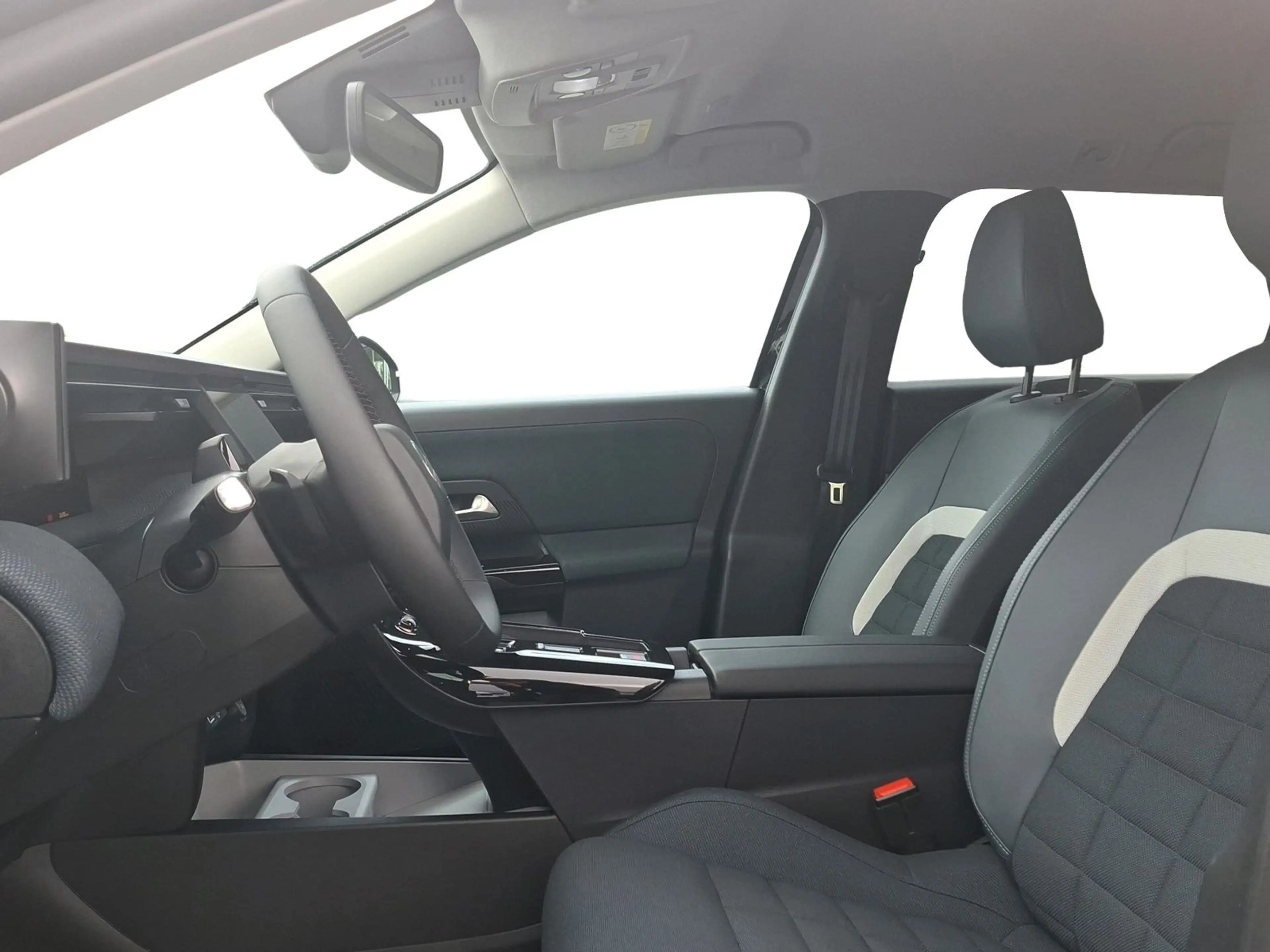 Citroen C5 Aircross Plus Hybrid 145 e-DSC6 Kamera Navi — photo 7