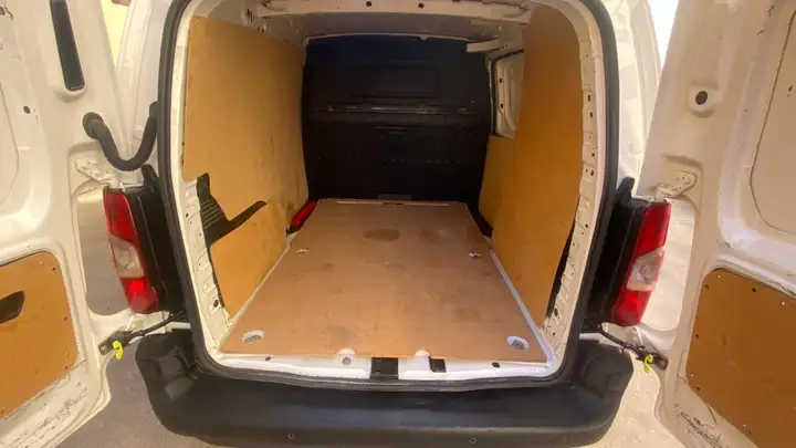 Citroën Berlingo 2021, foto 17