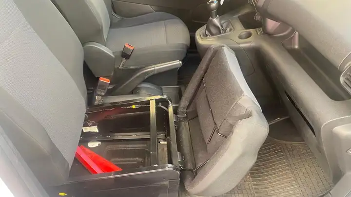 Citroën Berlingo 2021, foto 15