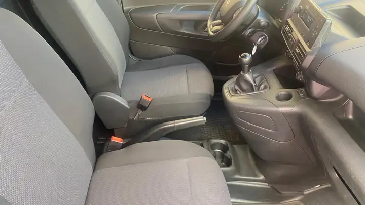 Citroën Berlingo 2021, foto 13