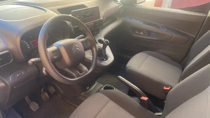 Citroën Berlingo 2021, foto 10