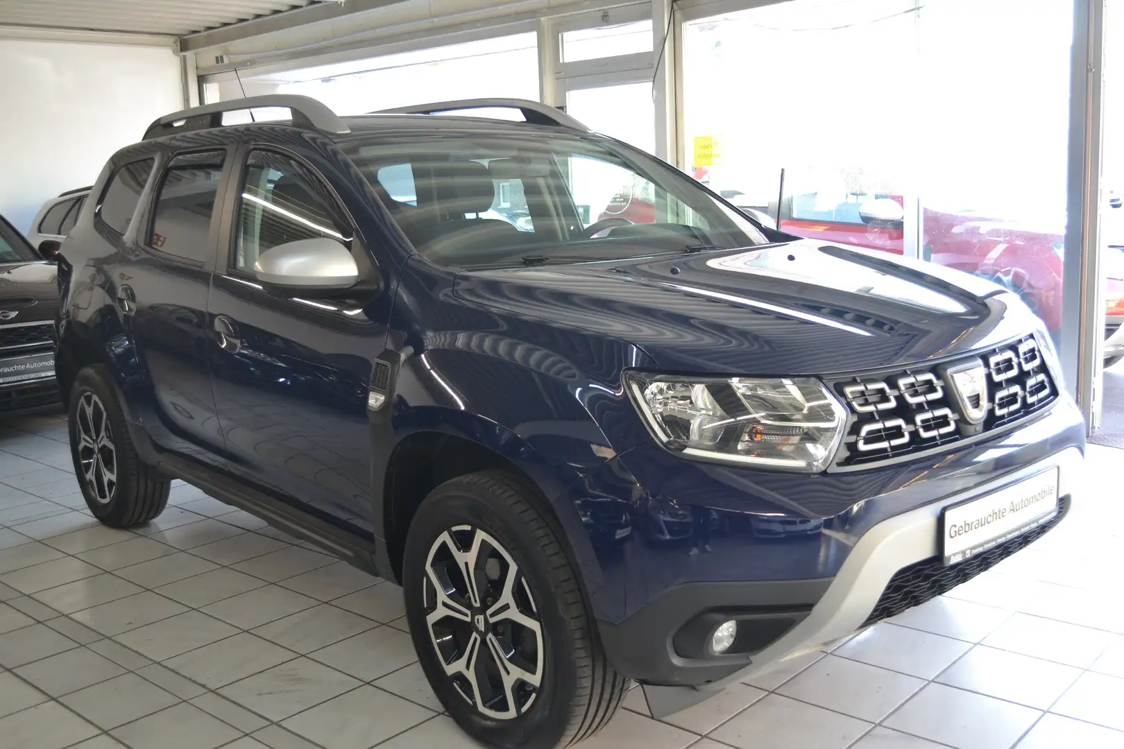 Dacia Duster 1.5 DCi Prestige *KAMERA360*NAVI*KLIMAAUTOMATIK* Bleu - 2