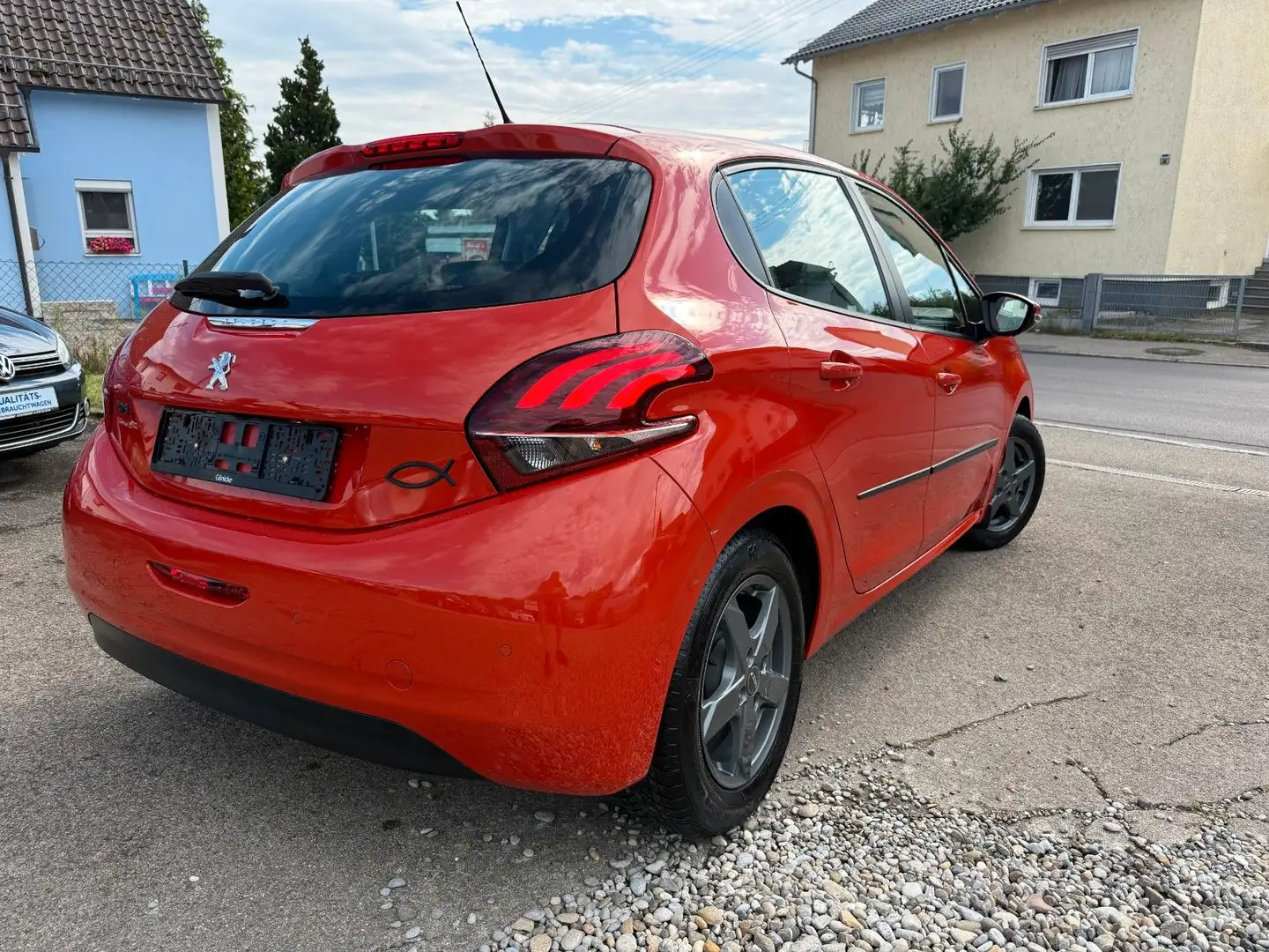 Peugeot 208 Active Finanzierung/Garantie Orange - 2