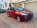 Peugeot 3008 Premium Klimaautomatik Allwetterreifen Pano Rot - thumbnail 2