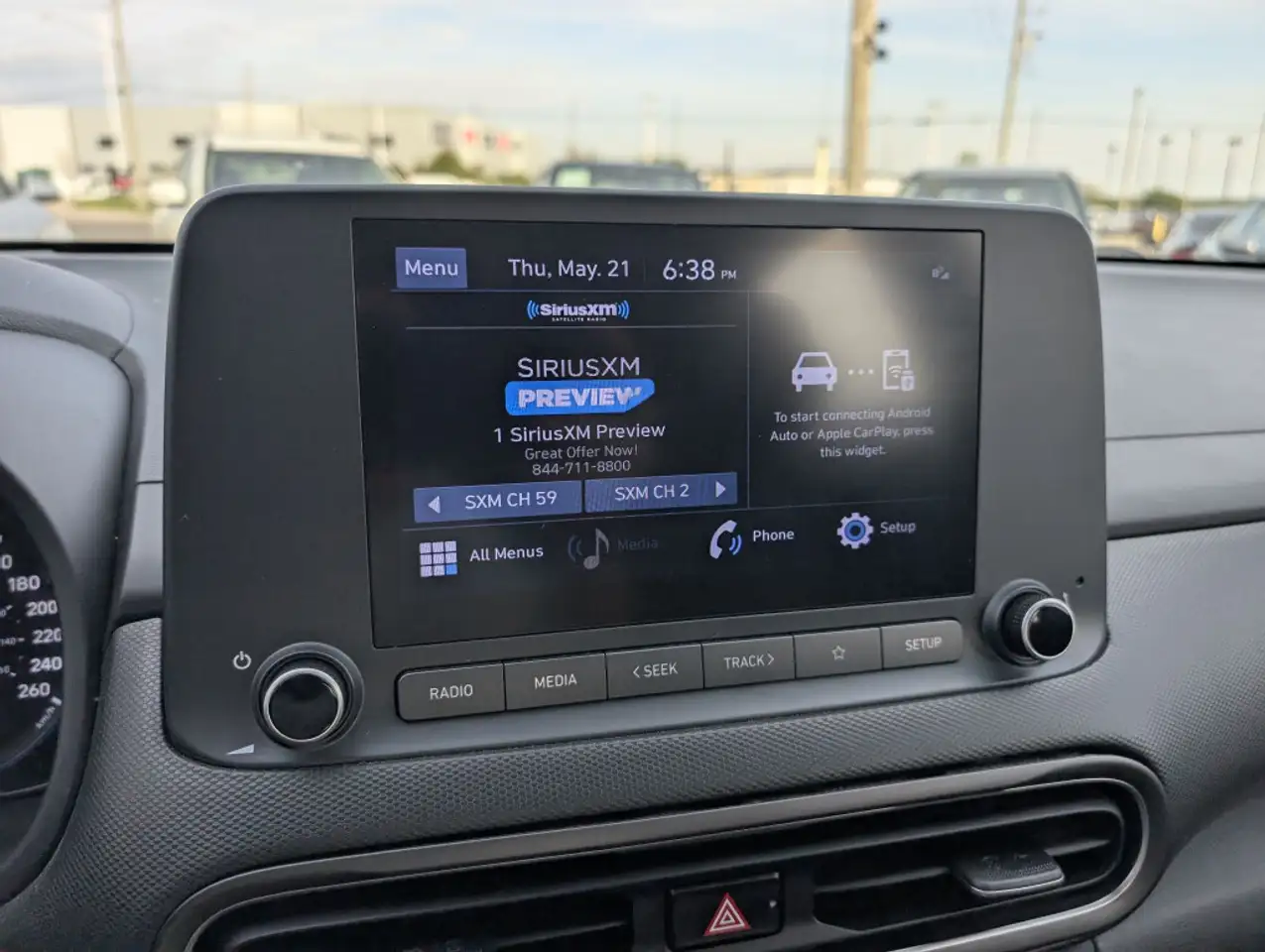 Hyundai KONA снимка Hyundai KONA