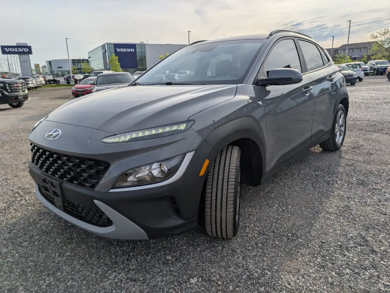 Hyundai KONA снимка Hyundai KONA