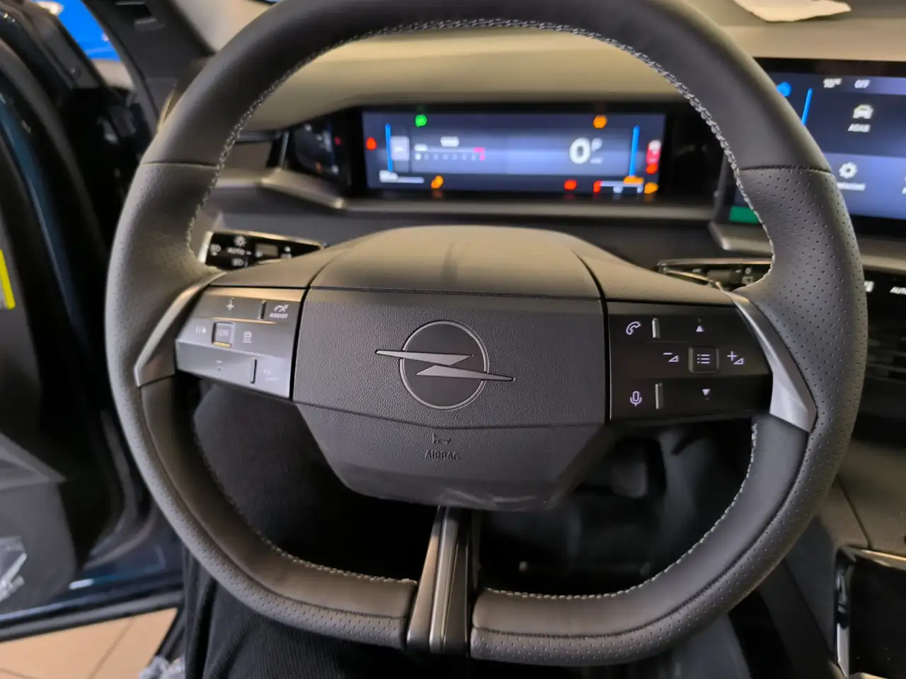 Opel Grandland 1.2 hybrid GS 145cv e-dcs6 15