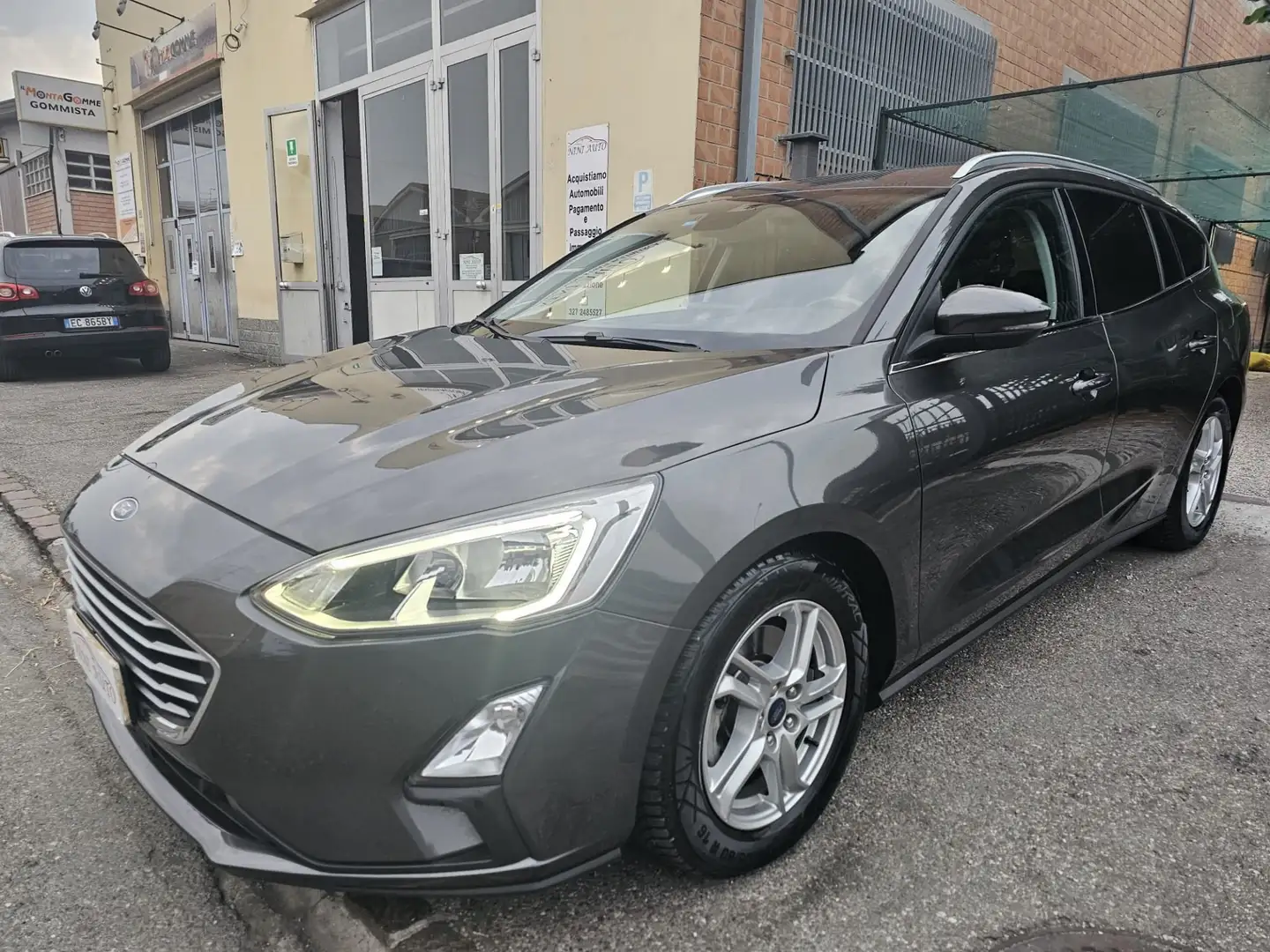 Ford Focus 1.5 120cv Business S&S Sw Aut*Navi*Euro6*Unipro* Gris - 2