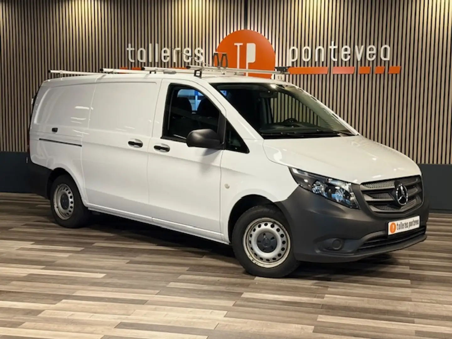 Mercedes-Benz Vito Furgón 116CDI Larga Wit - 1