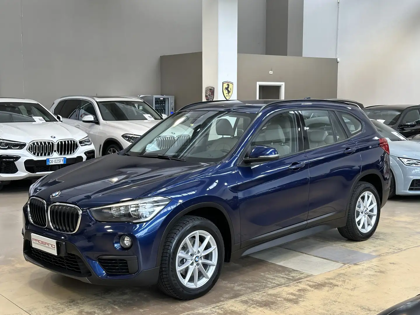 BMW X1 sdrive18d Business - Navigatore Blau - 1