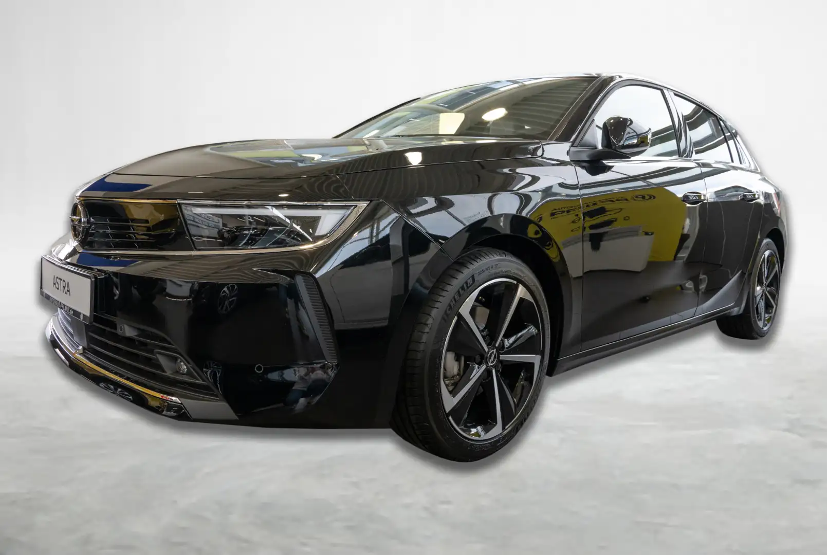 Opel Astra L Elegance 1.2 Pure Tech 130 AT8 Schwarz - 1