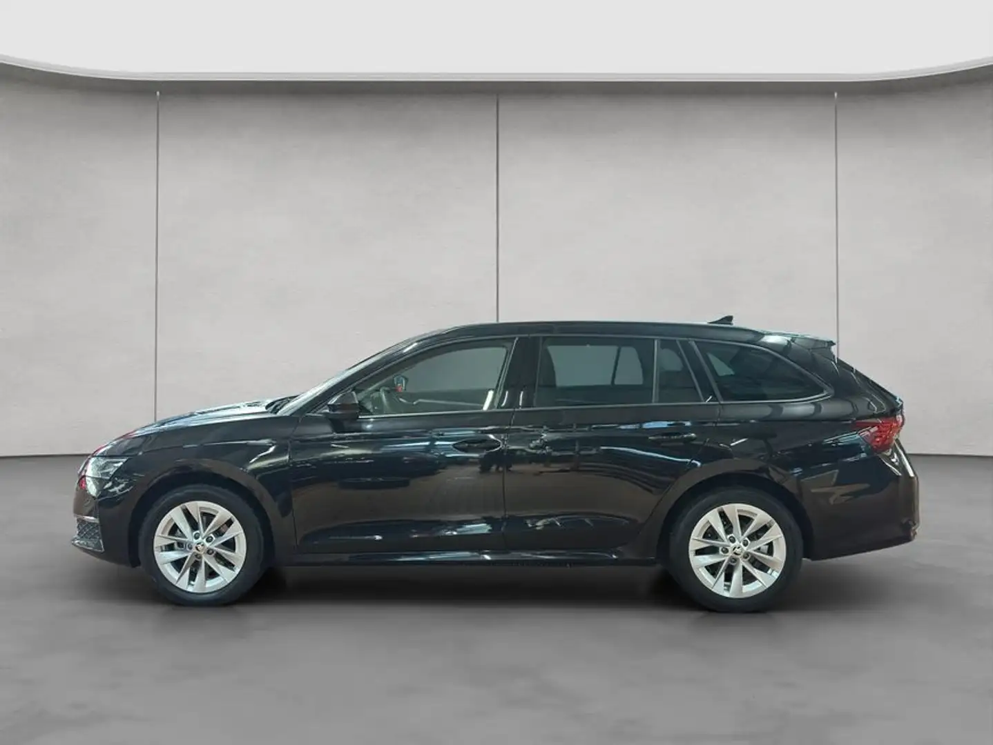 Skoda Octavia Combi 1.5 TSI mHEV DSG Selection Schwarz - 2
