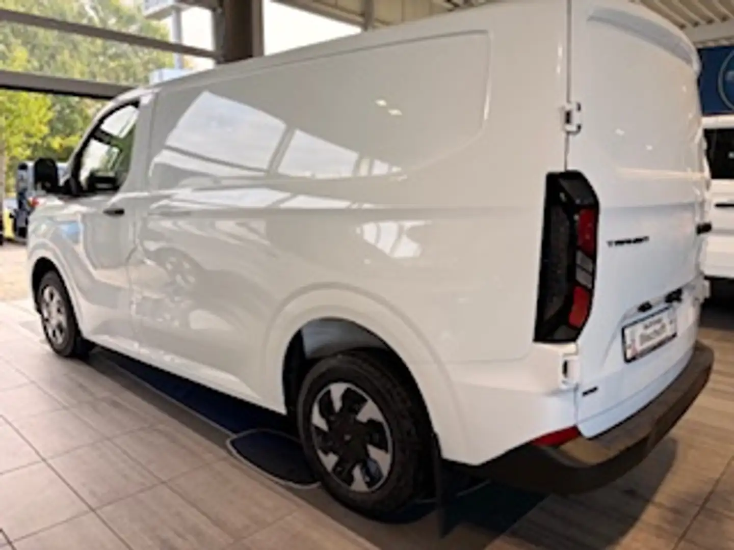 Ford Transit Custom 320 L1H1 LKW VA PHEV Trend Weiß - 2