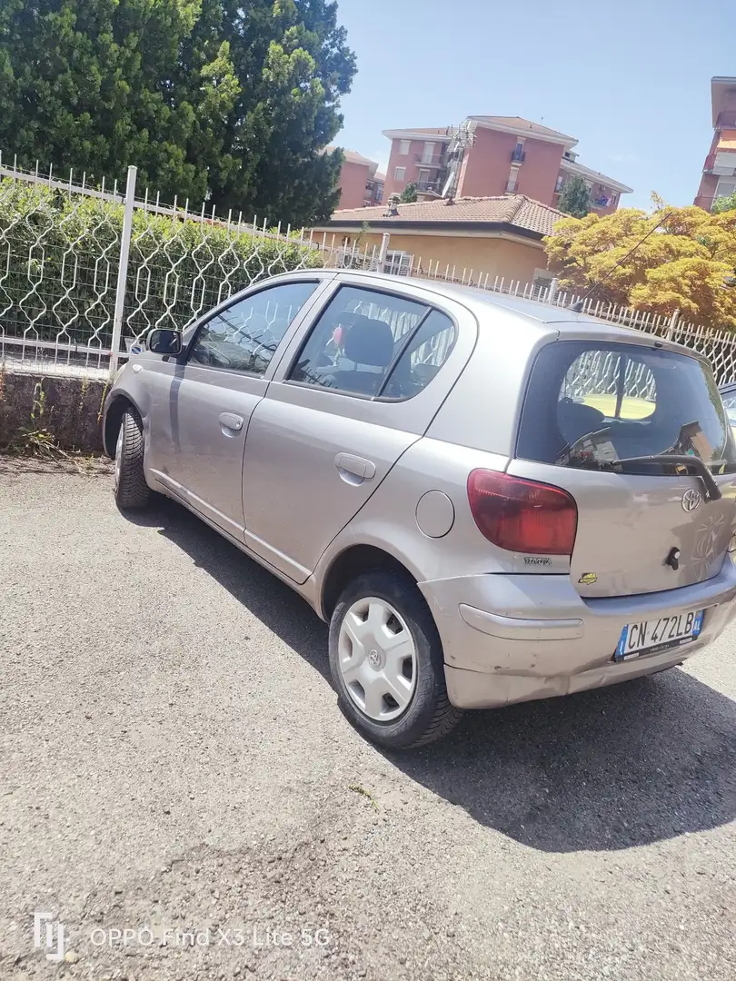 Toyota Yaris 5p 1.3 Luna - 2