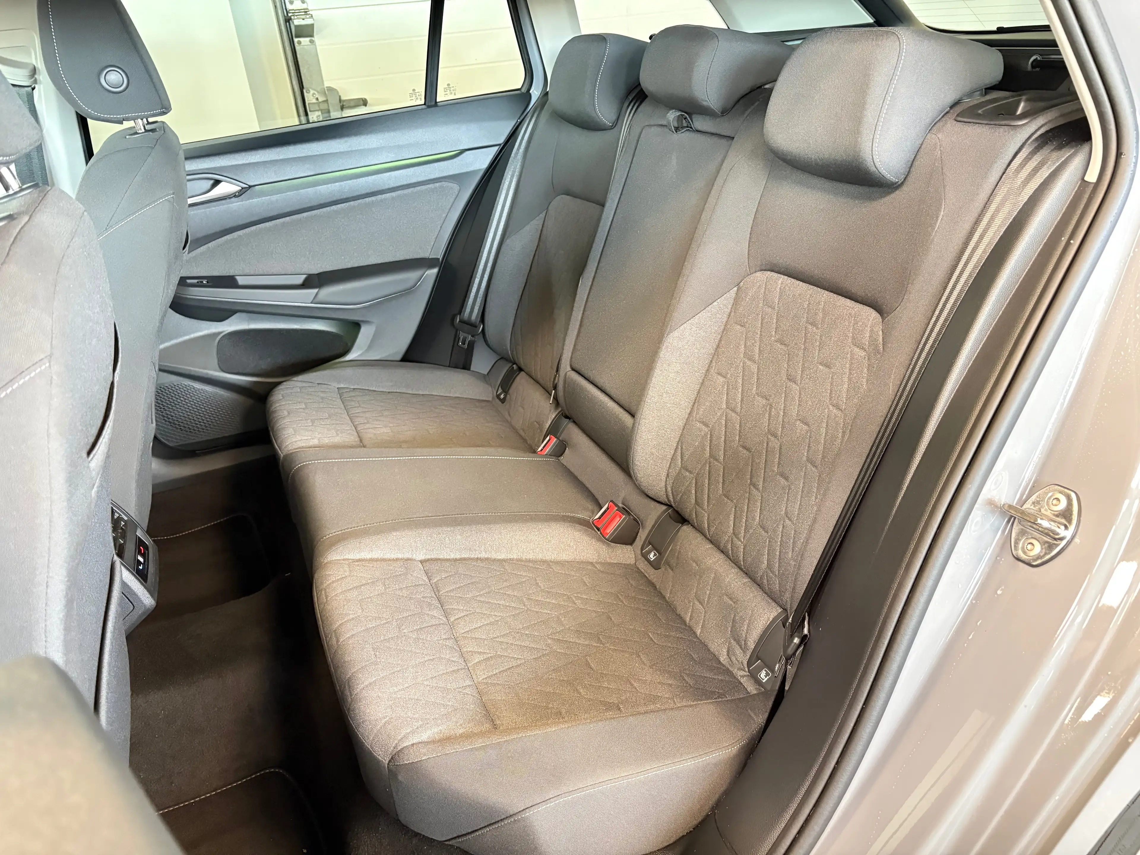 Volkswagen Golf Variant Golf Variant 1.5 TSI Style Business Style Business — photo 13