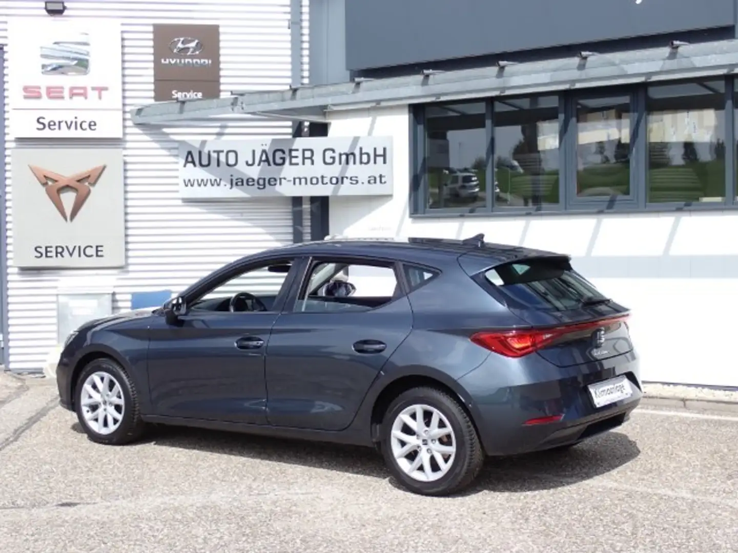 SEAT Leon 2,0 TDI NAVI Rückfahrkamera Alu Tempomat Grau - 2