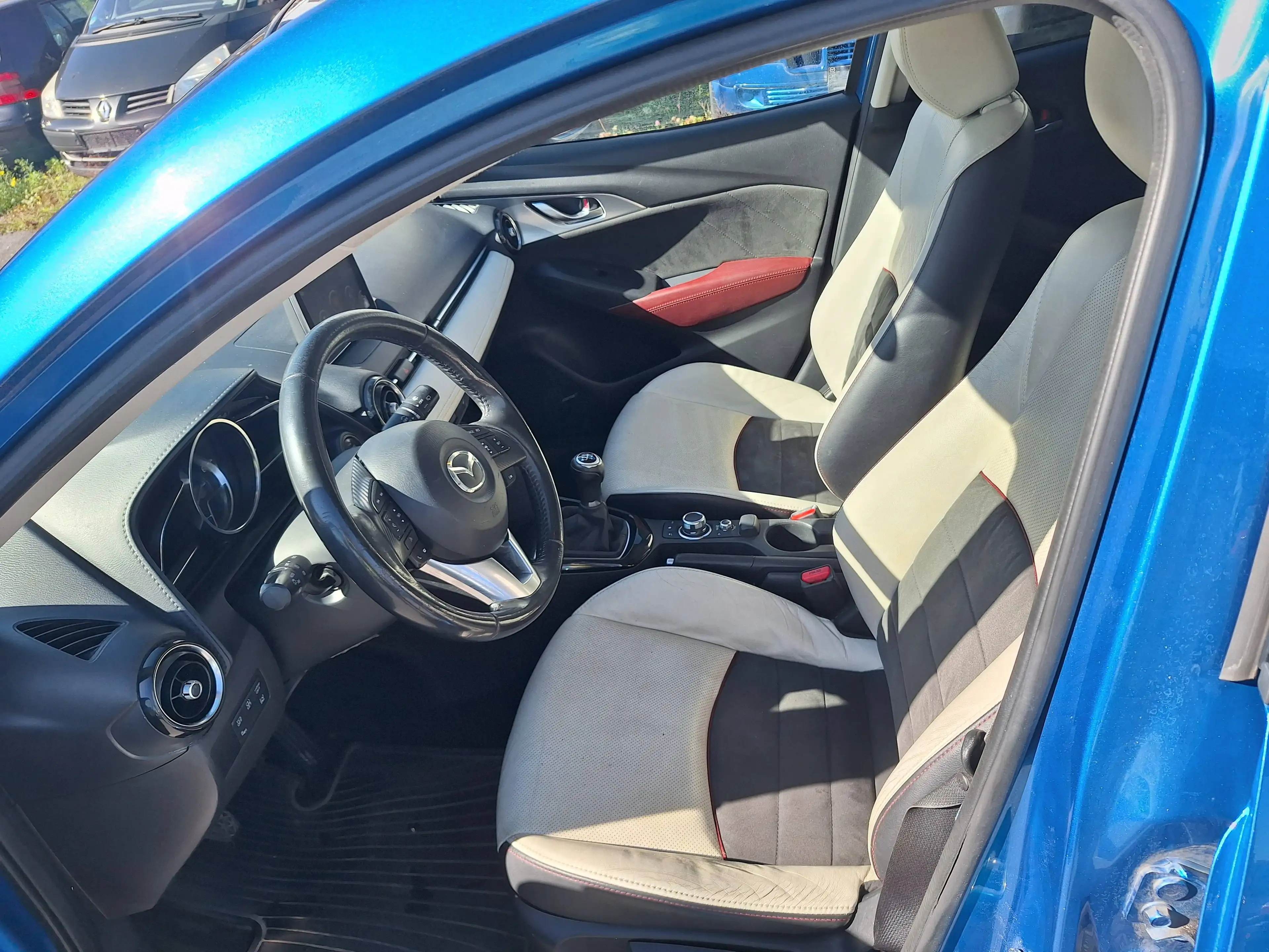 Mazda CX-3 Sports-Line AWD REVOLUTION TOP — photo 5