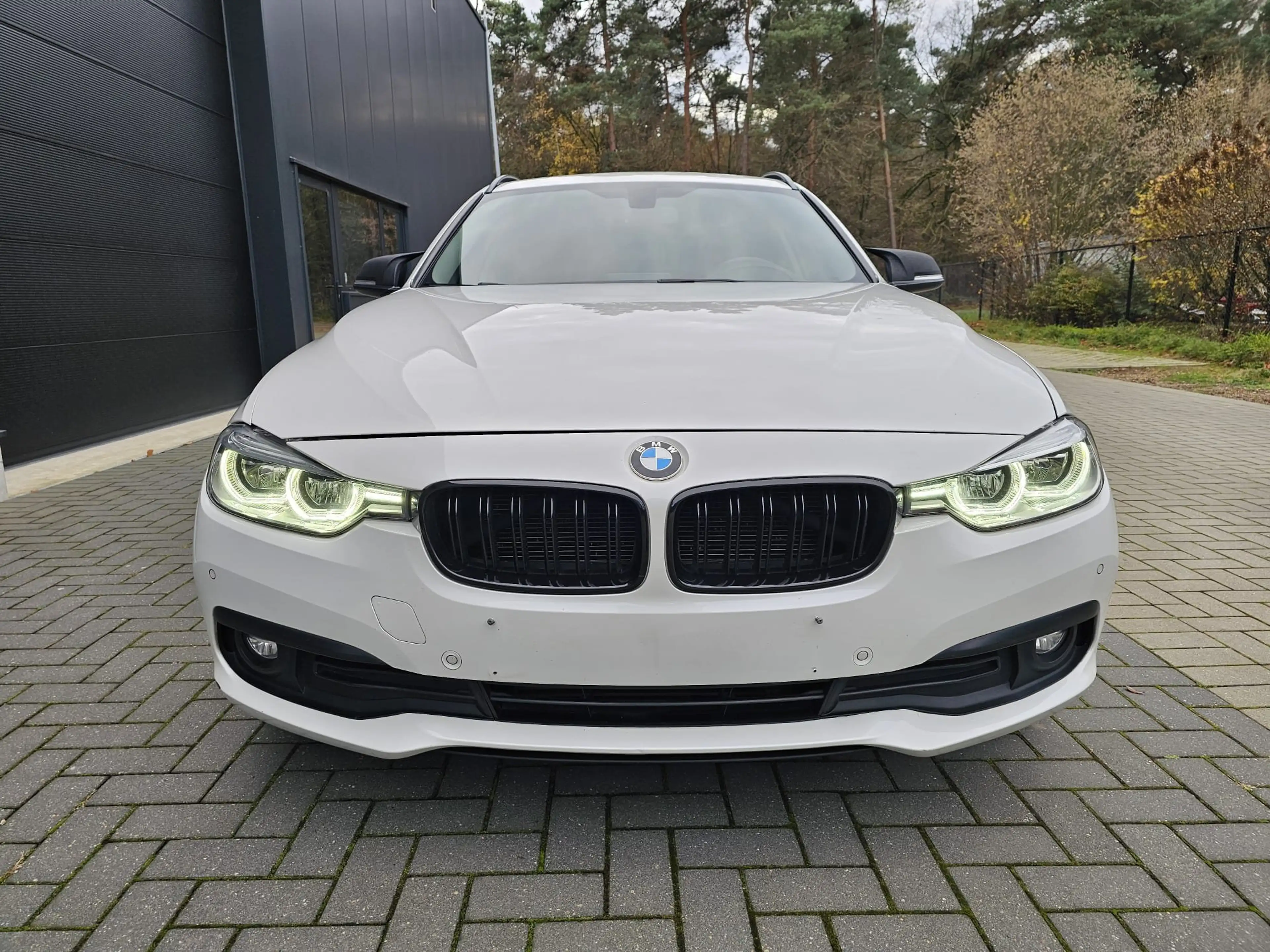 BMW 316 316d Touring / Led / Euro 6d — photo 2