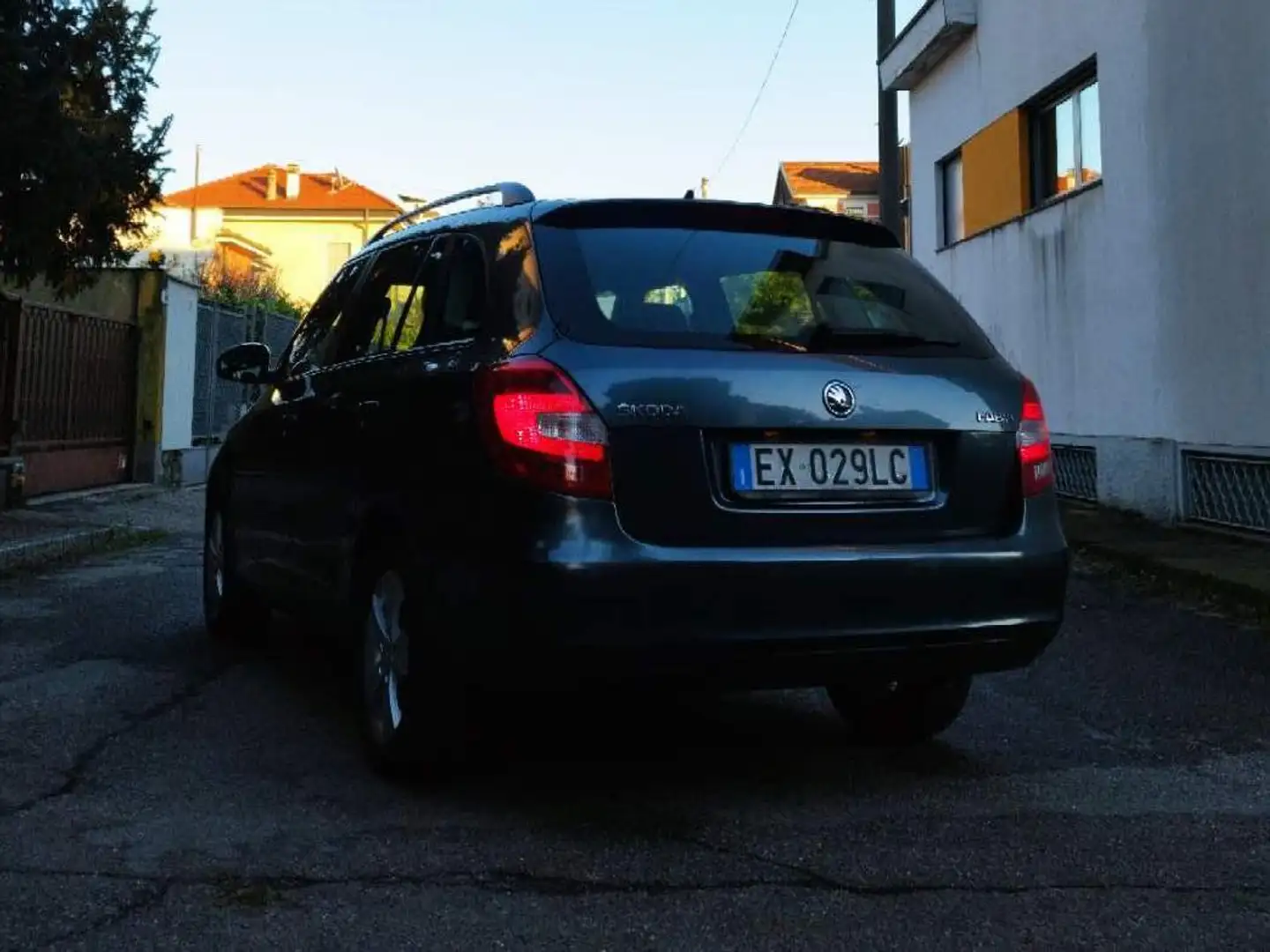 Skoda Fabia II Station Wagon Blu/Azzurro - 2