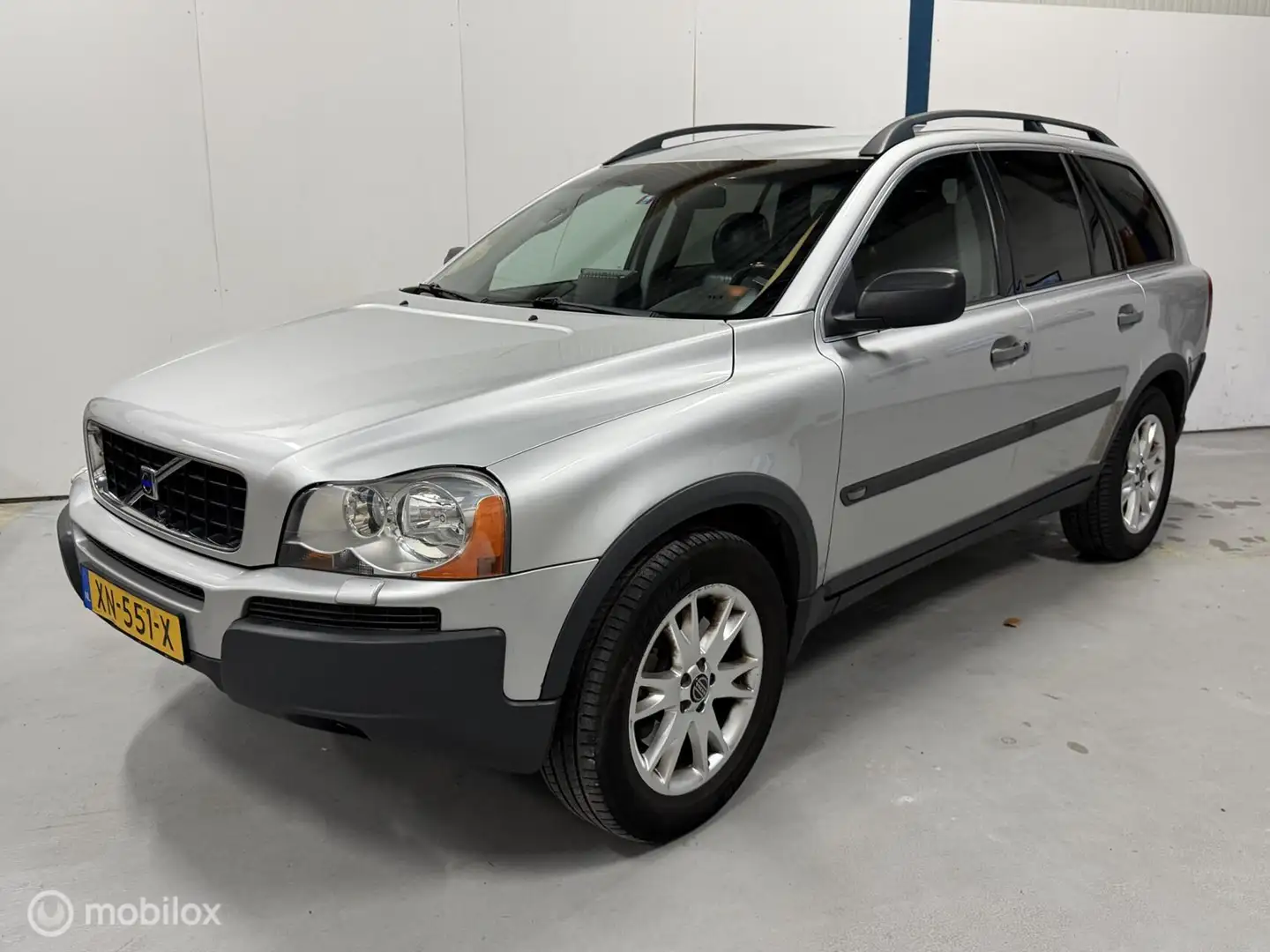 Volvo XC90 2.5 T Elite EXPORT/RUNNER/LEES TEKST Grau - 1