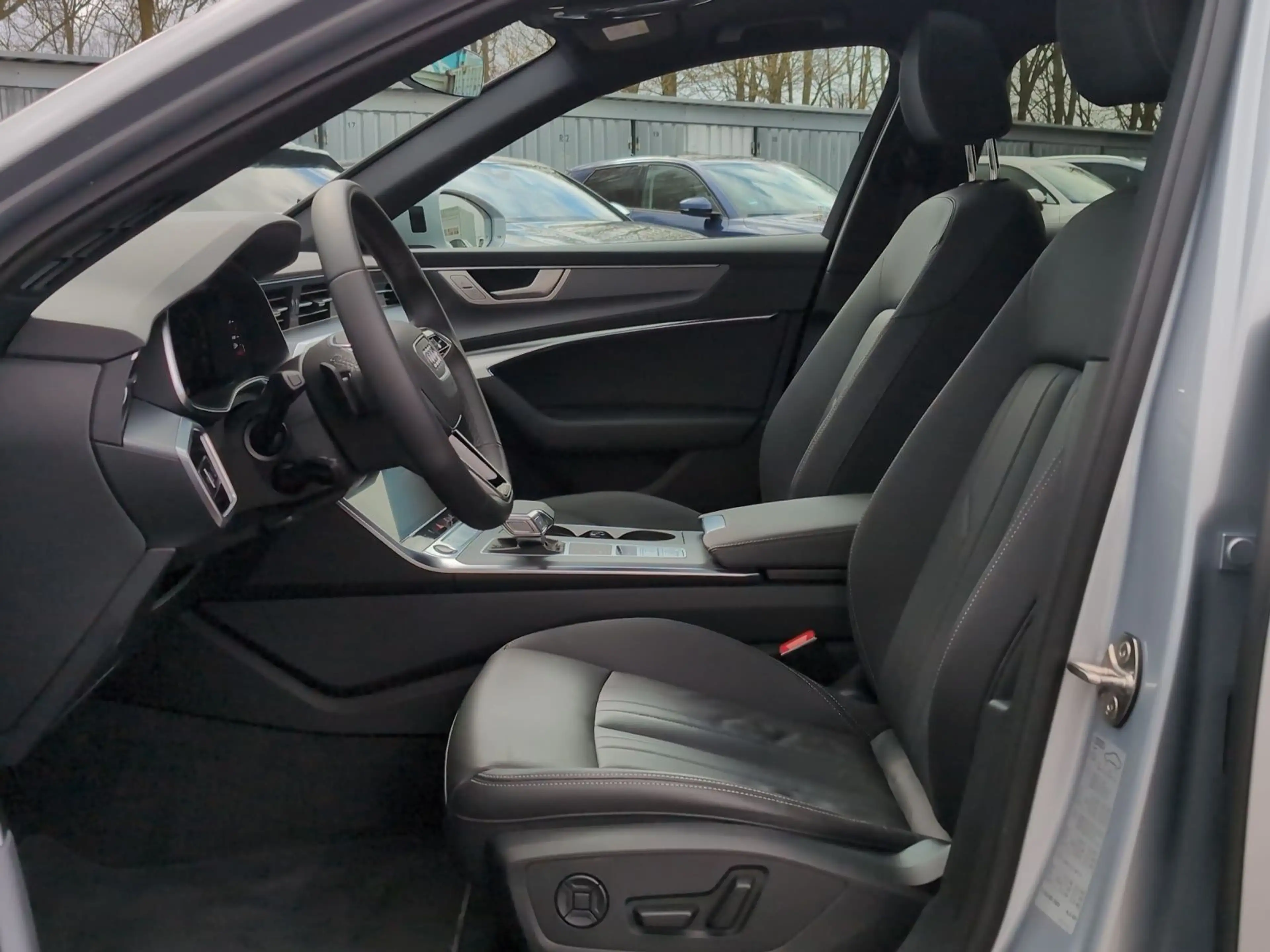 Audi A6 45 TDI qu advanced S tro*Pano*Matrix*Vi — photo 15