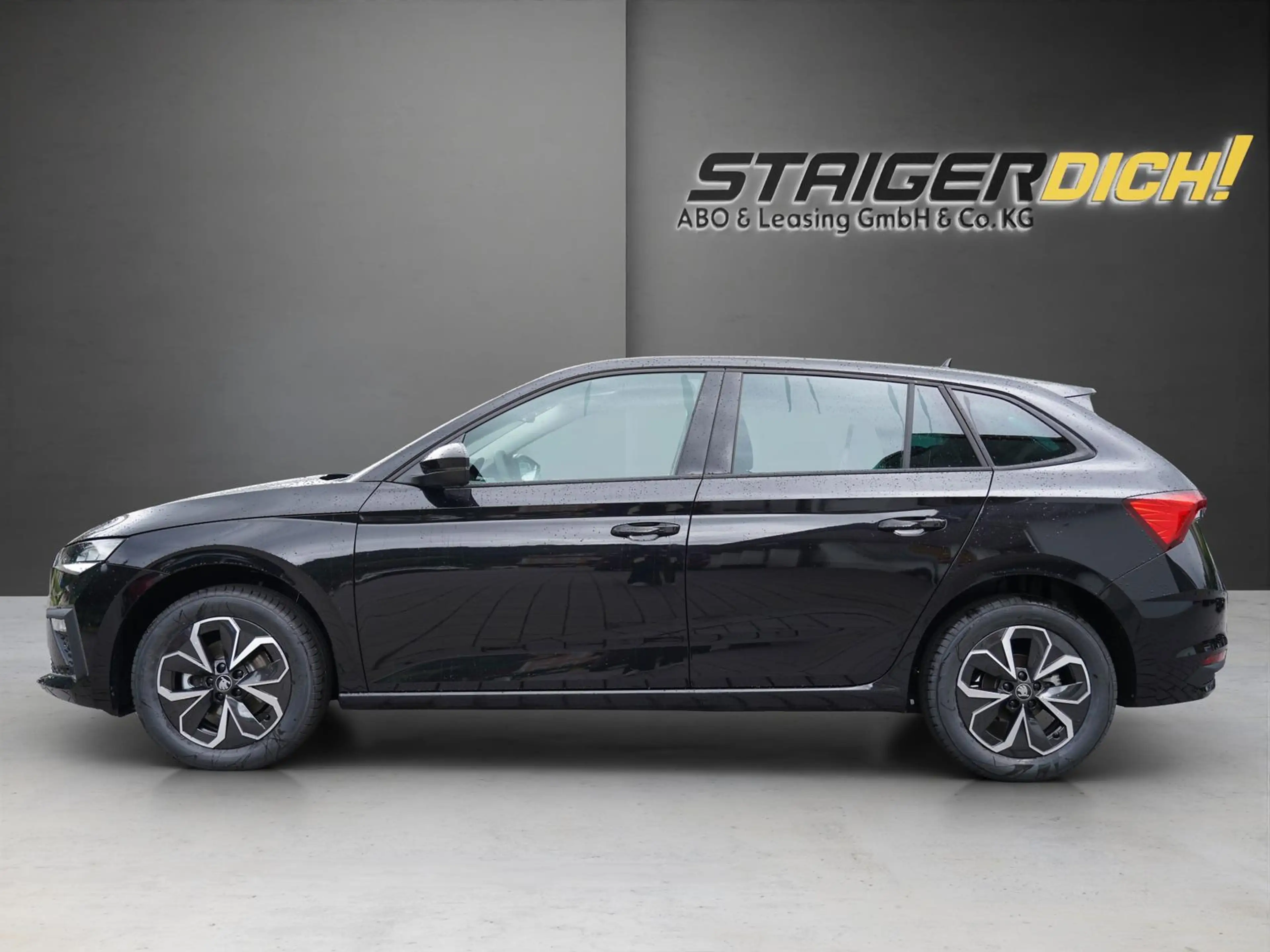 Skoda Scala Selection 1.5TSI DSG>BlackPaket>LED>Sitzheizung — photo 3