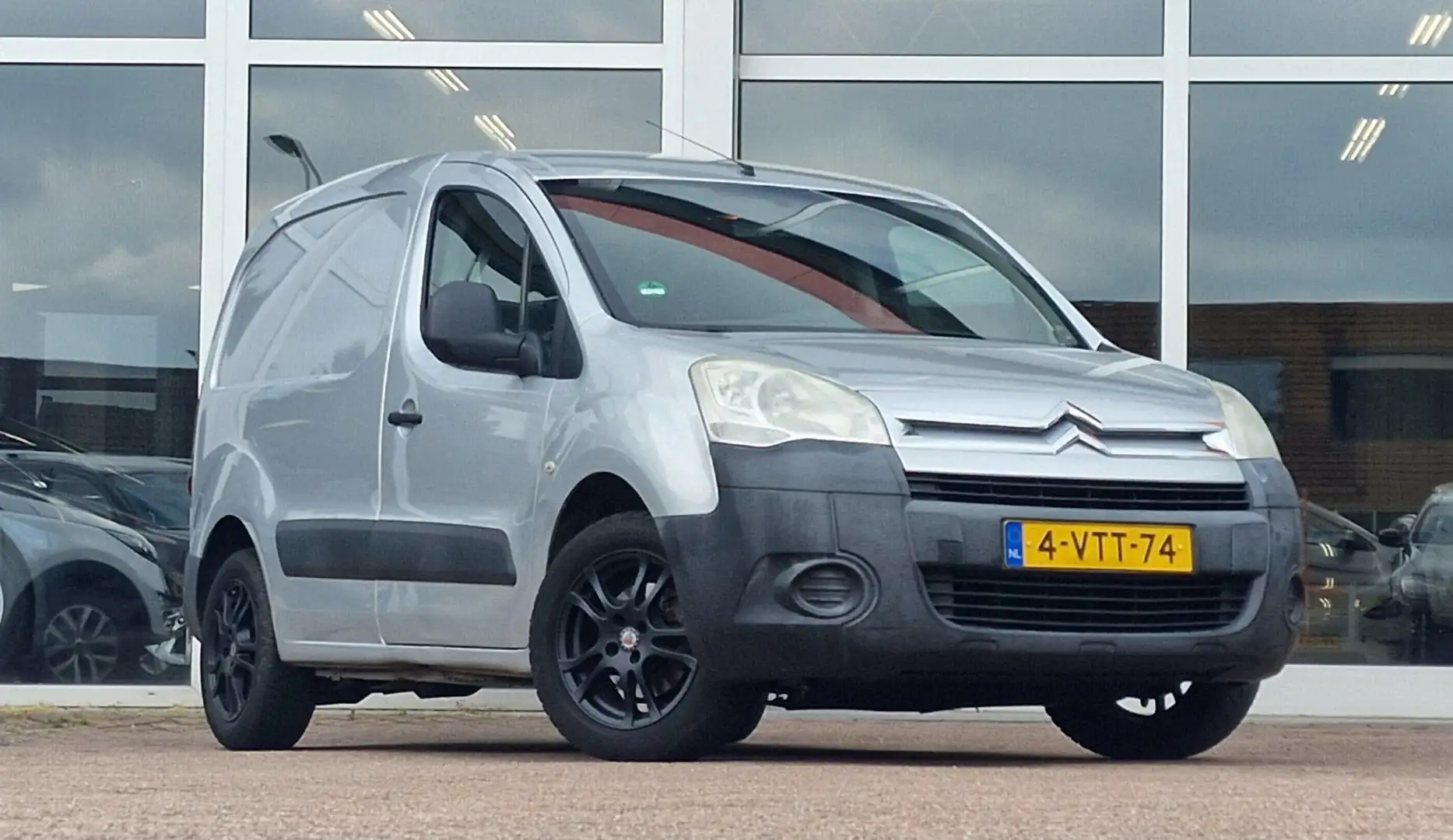 Citroen Berlingo 1.6 HDI 500 Comfort Airco Cruise Control Nieuwe AP Zilver - 2