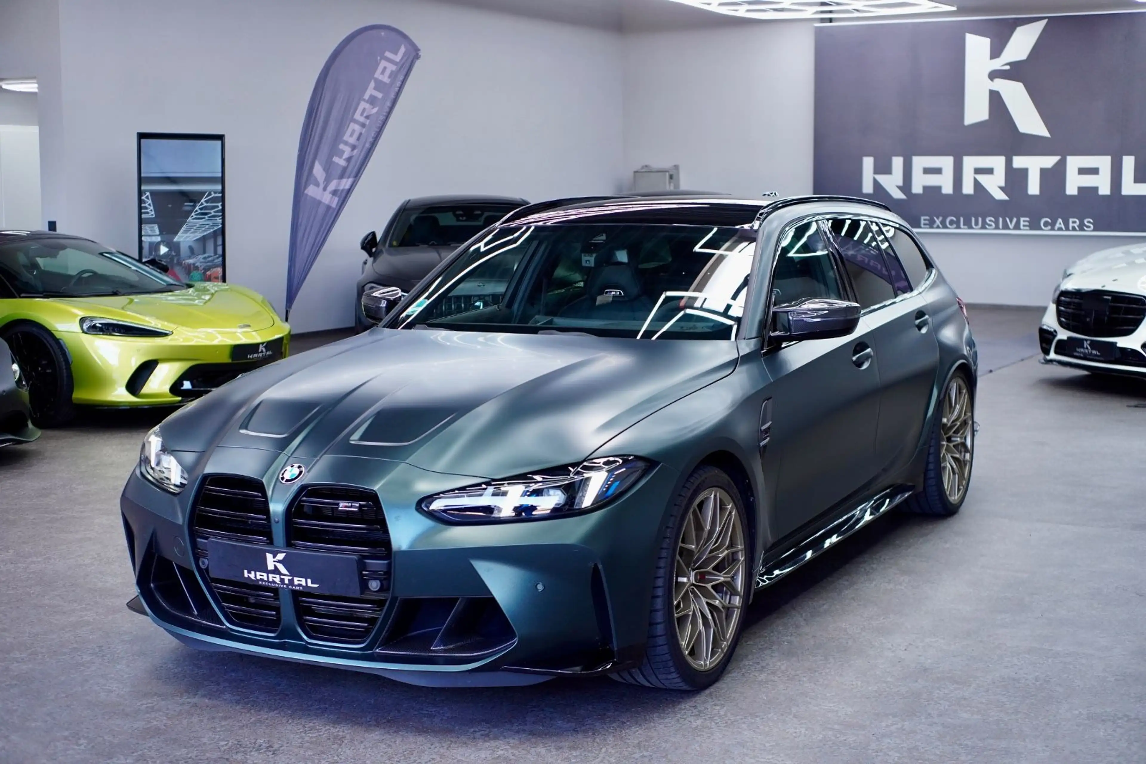 BMW M3 Touring xDrive Competition *MCARBON*MPERFORMANCE — photo 2