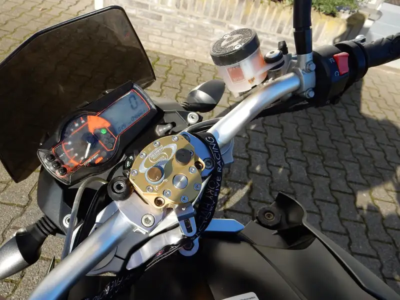 KTM 990 Super Duke - foto 7