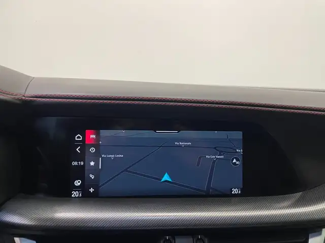 Alfa Romeo Stelvio view 12