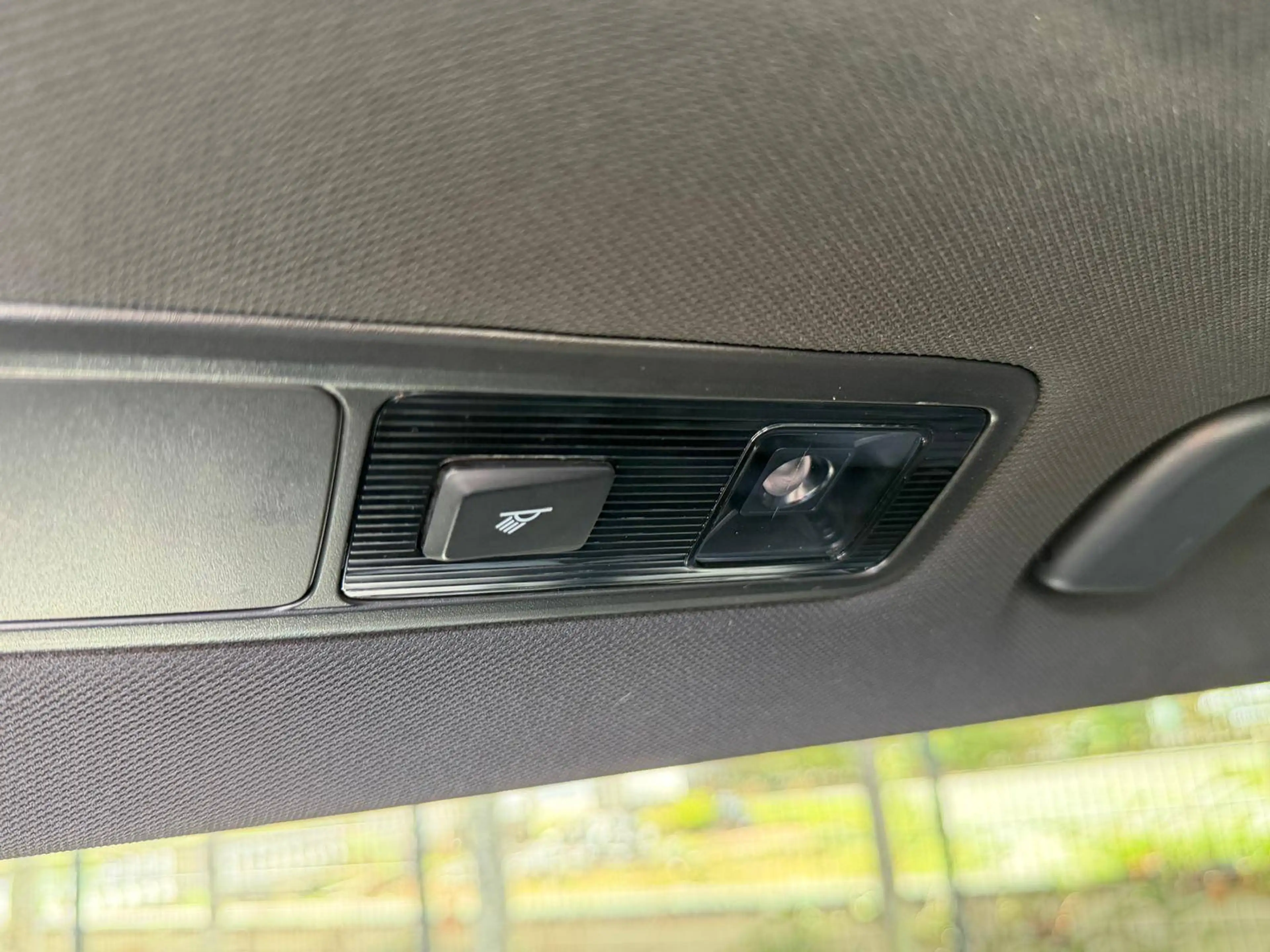 Volkswagen Tiguan Allspace 1.5 TSI R-Line 7pl. DSG — photo 35