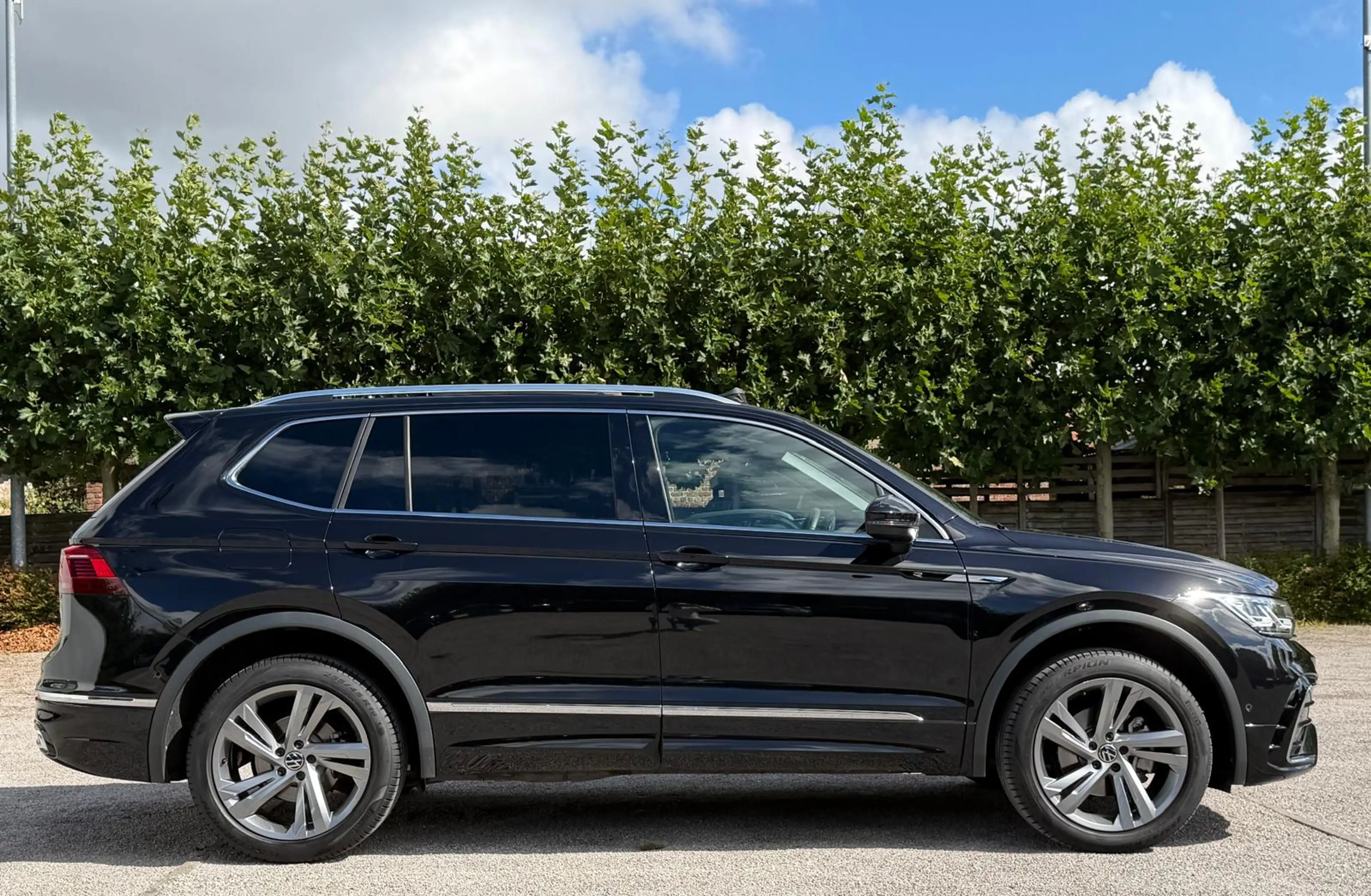Volkswagen Tiguan Allspace 1.5 TSI R-Line 7pl. DSG — photo 7