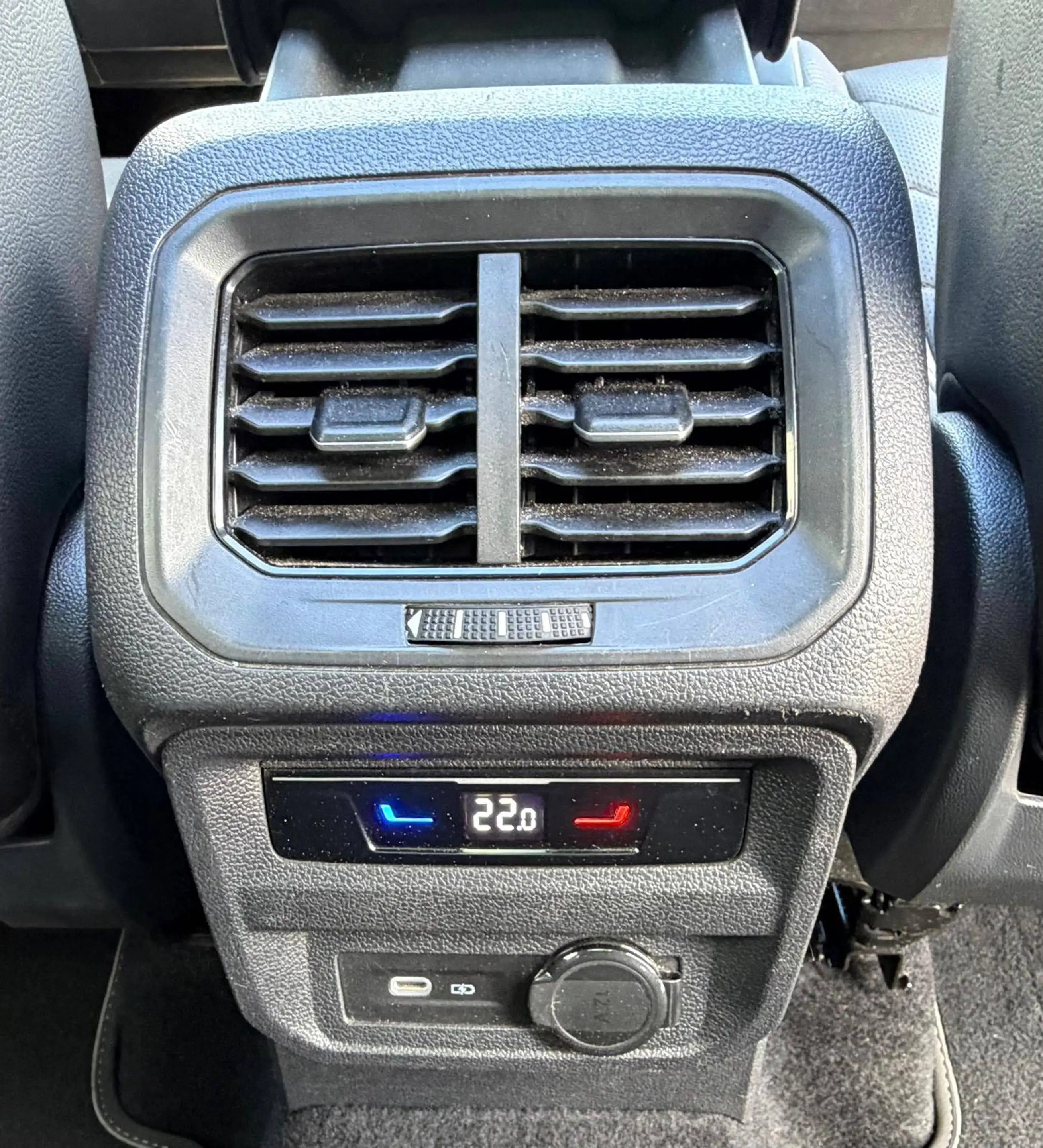 Volkswagen Tiguan Allspace 1.5 TSI R-Line 7pl. DSG — photo 16