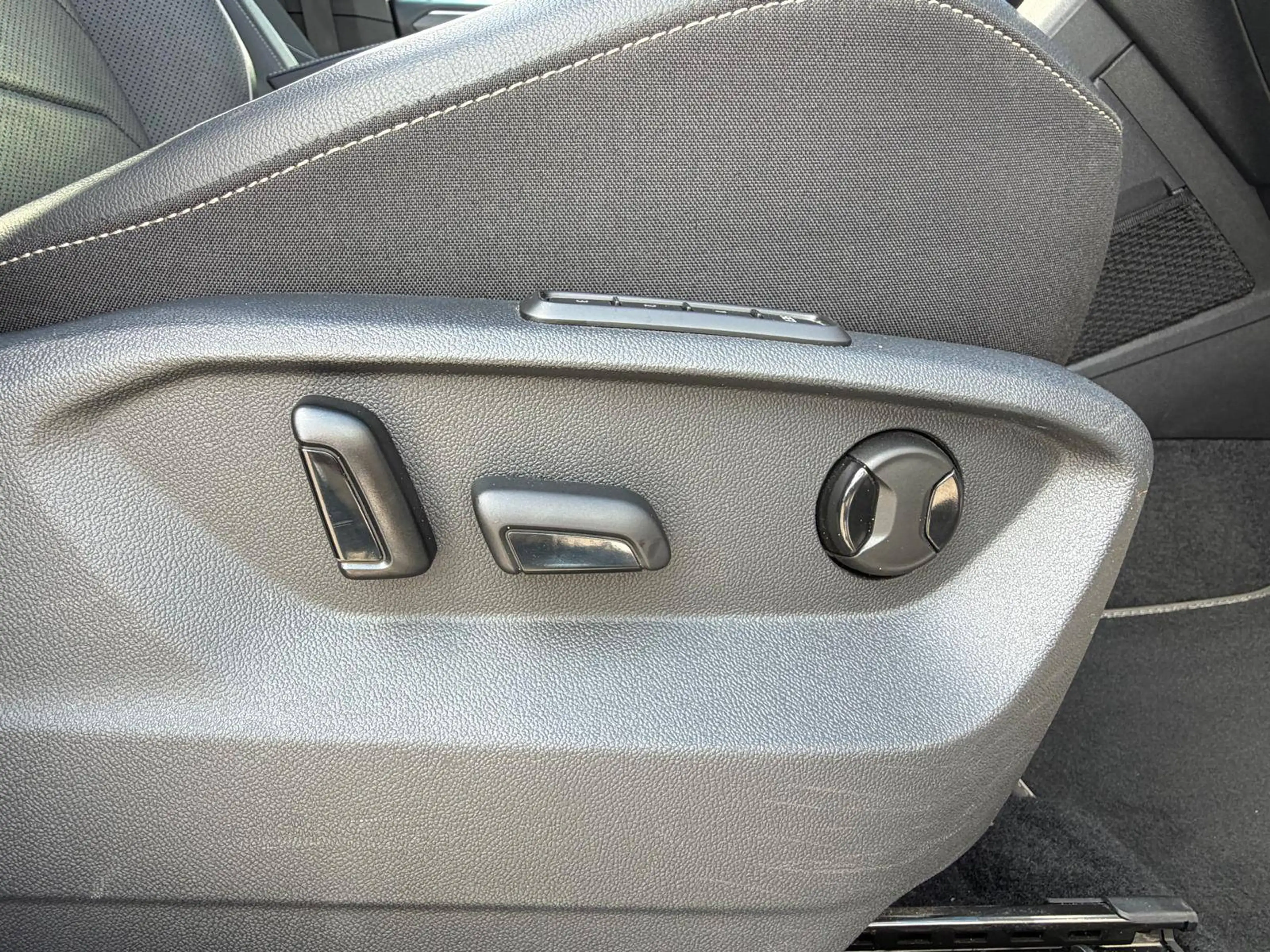 Volkswagen Tiguan Allspace 1.5 TSI R-Line 7pl. DSG — photo 17