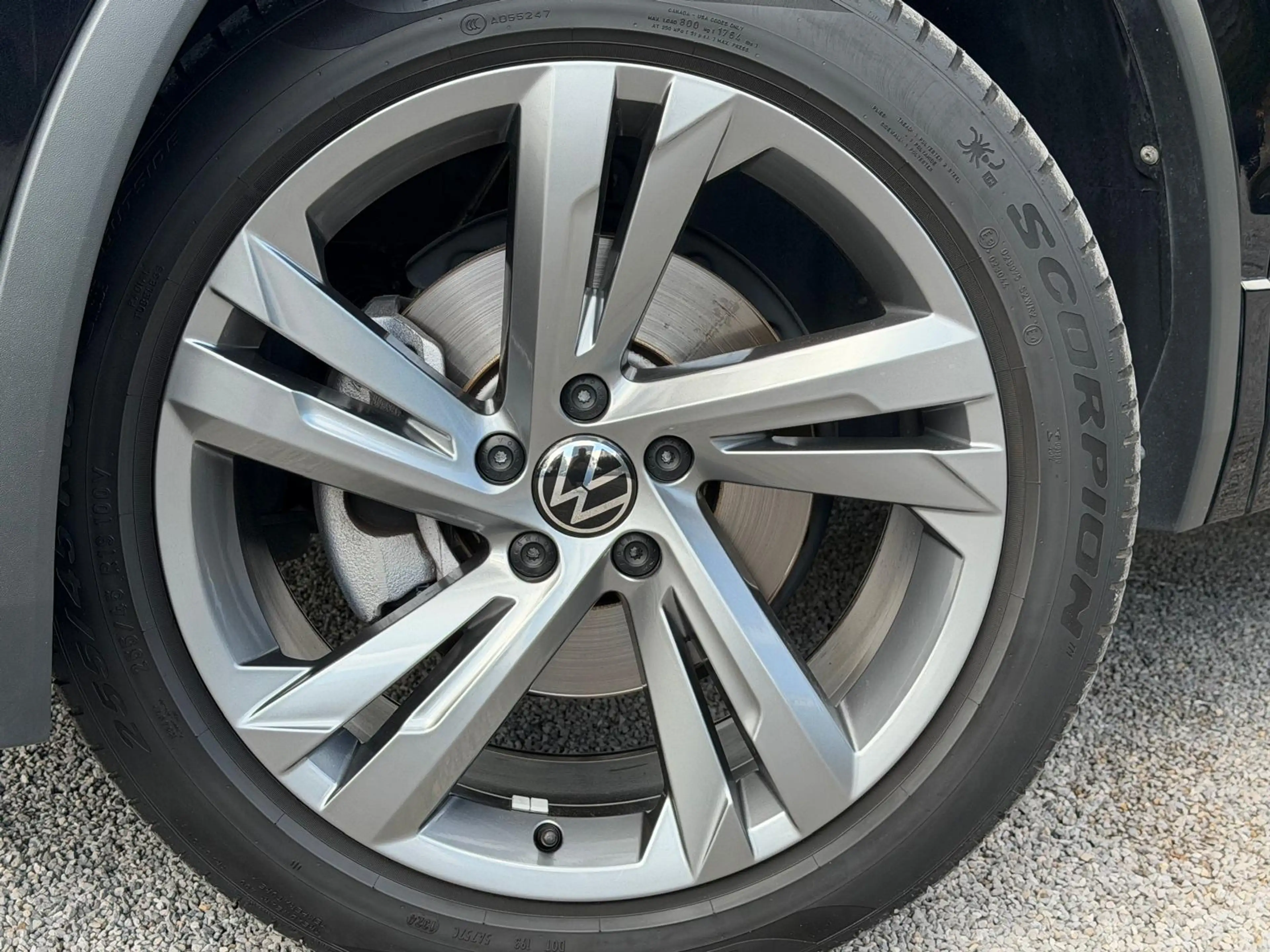 Volkswagen Tiguan Allspace 1.5 TSI R-Line 7pl. DSG — photo 2