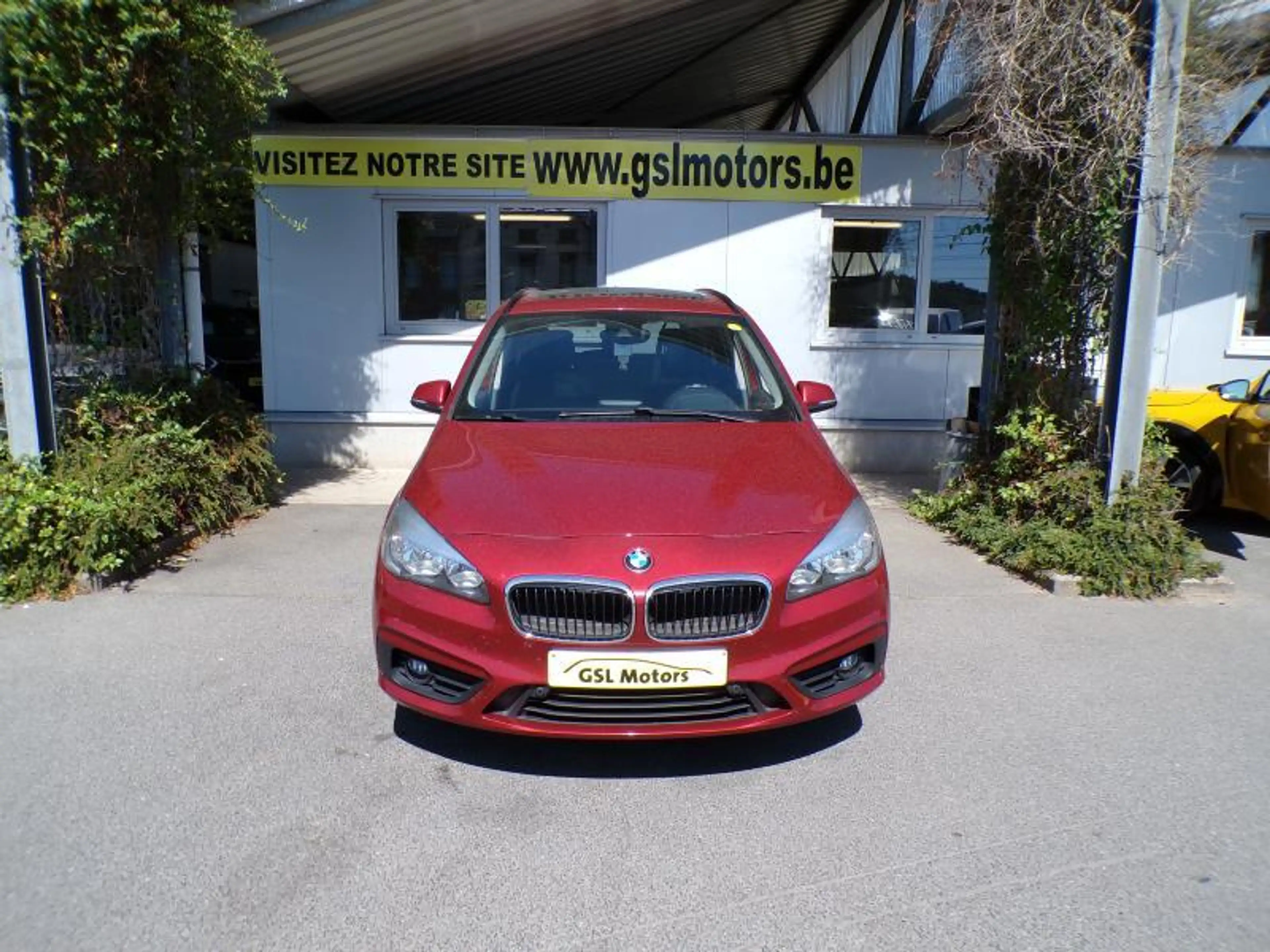 BMW 216 Gran Tourer 1.5 116cv Rouge 12/17 Clim GPS Bluetoo — photo 2