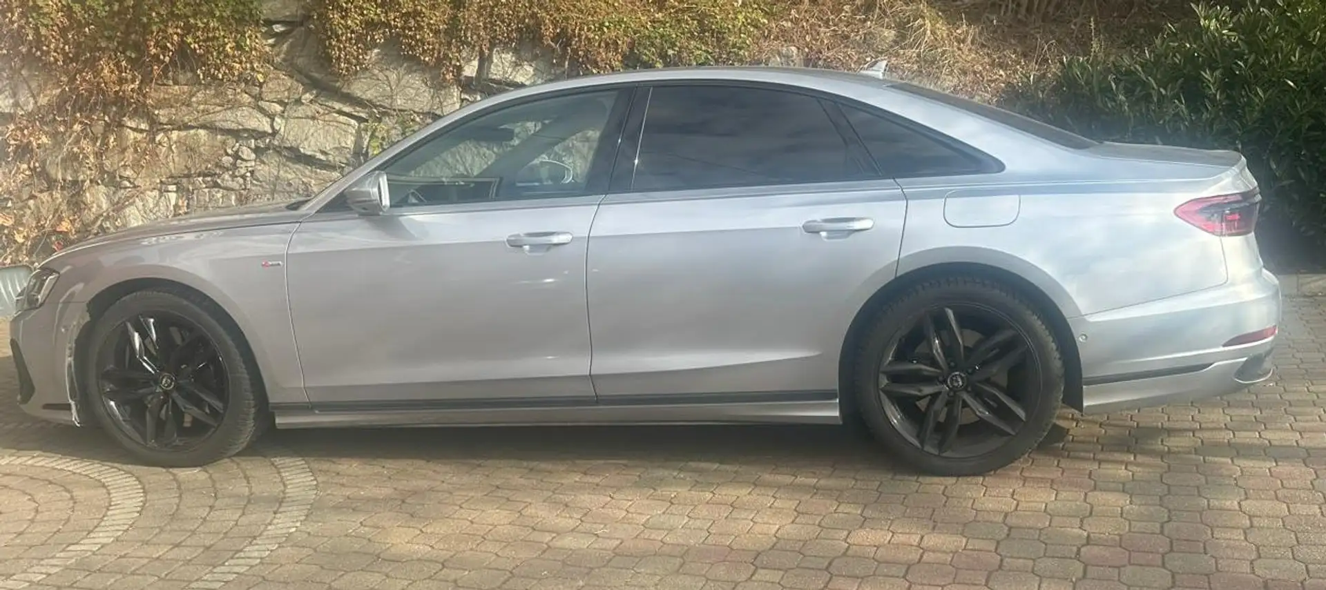 Audi A8 A8 60 TFSI quattro Tiptronic Silber - 1