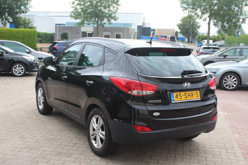 Hyundai iX35 1.6i GDI Business Edition — photo 8