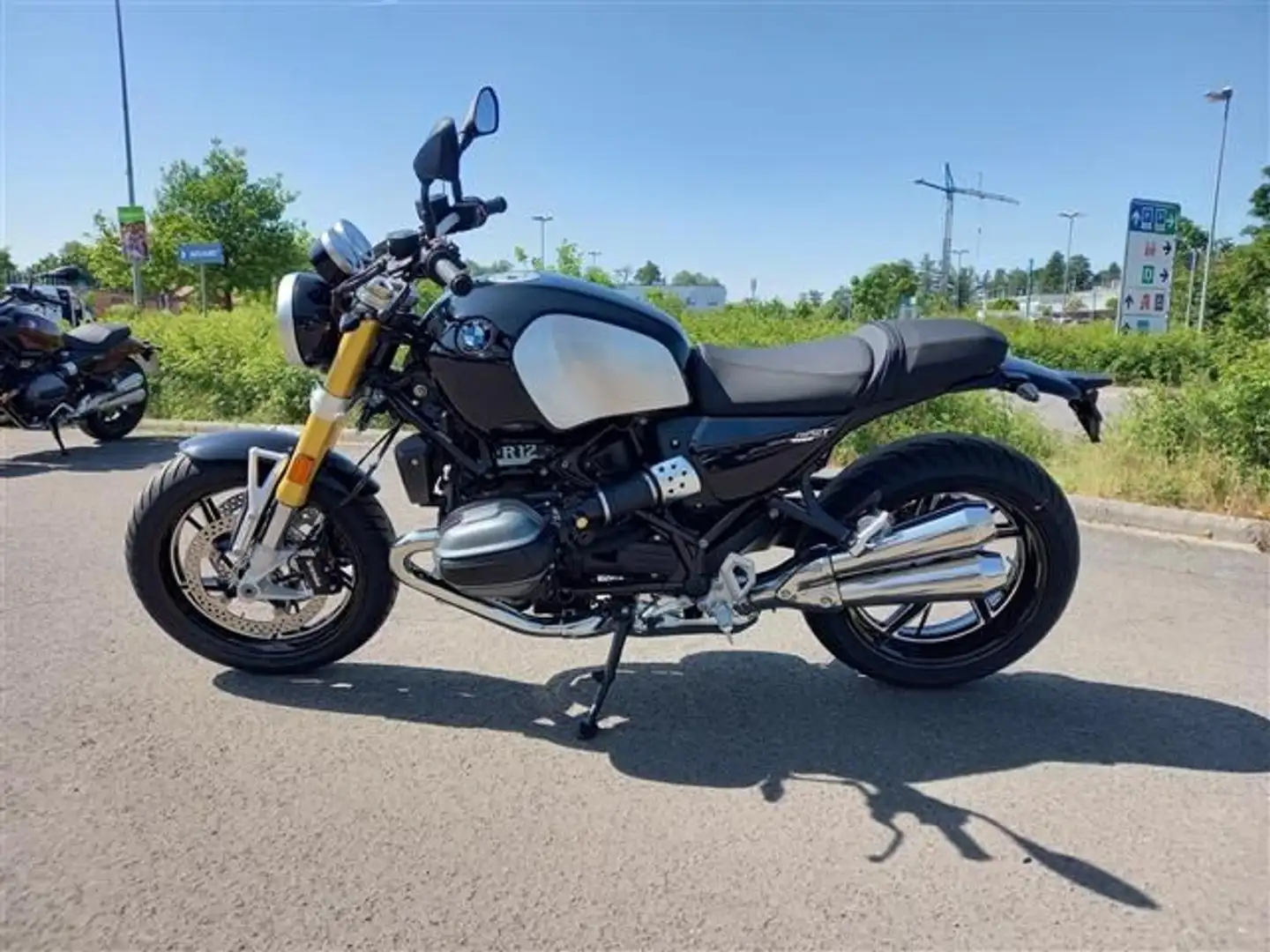 BMW R 12 nineT Noir - 2
