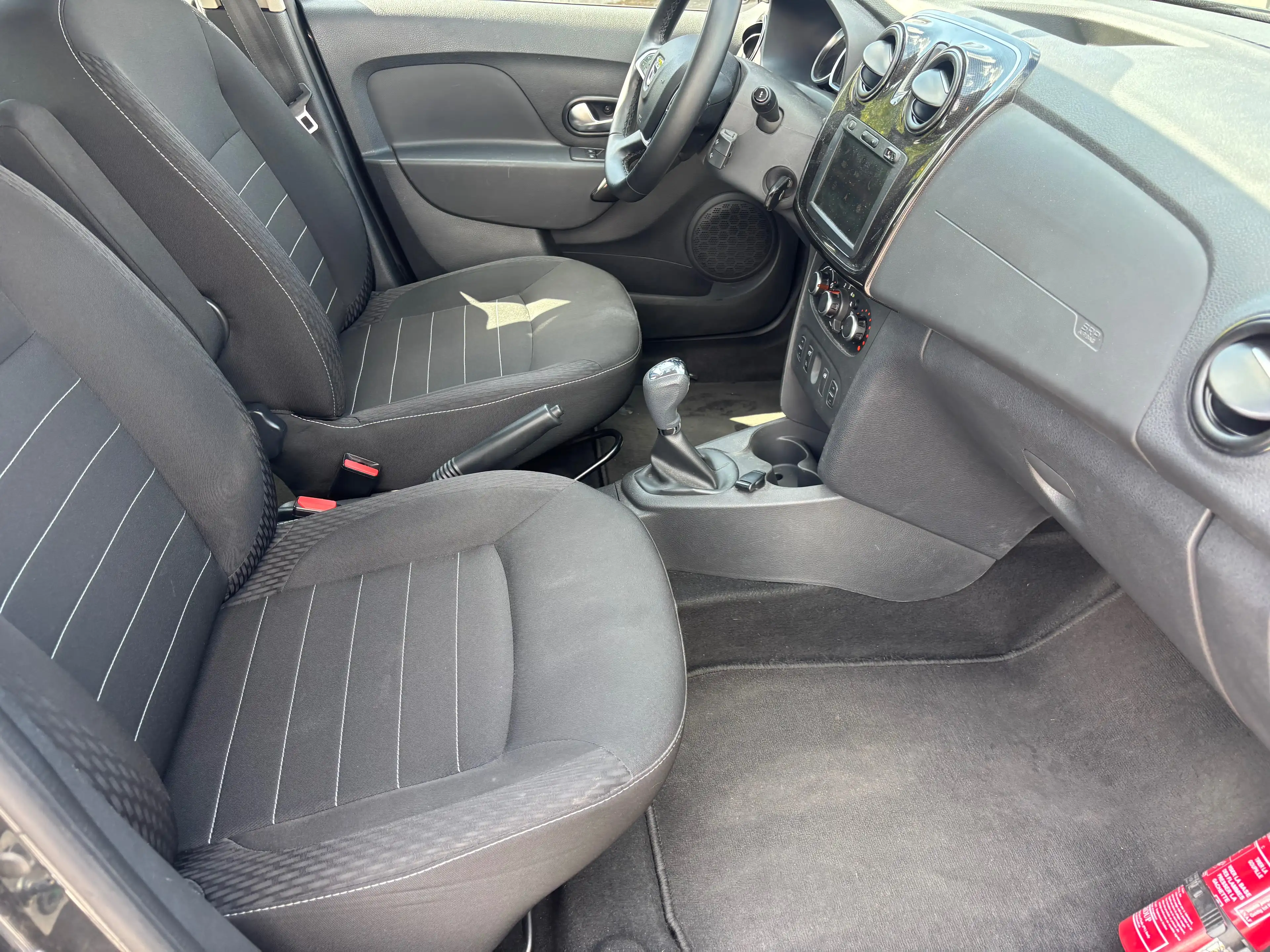 Dacia Logan Logan 0.9 TCe prête à immatriculer !! — photo 9