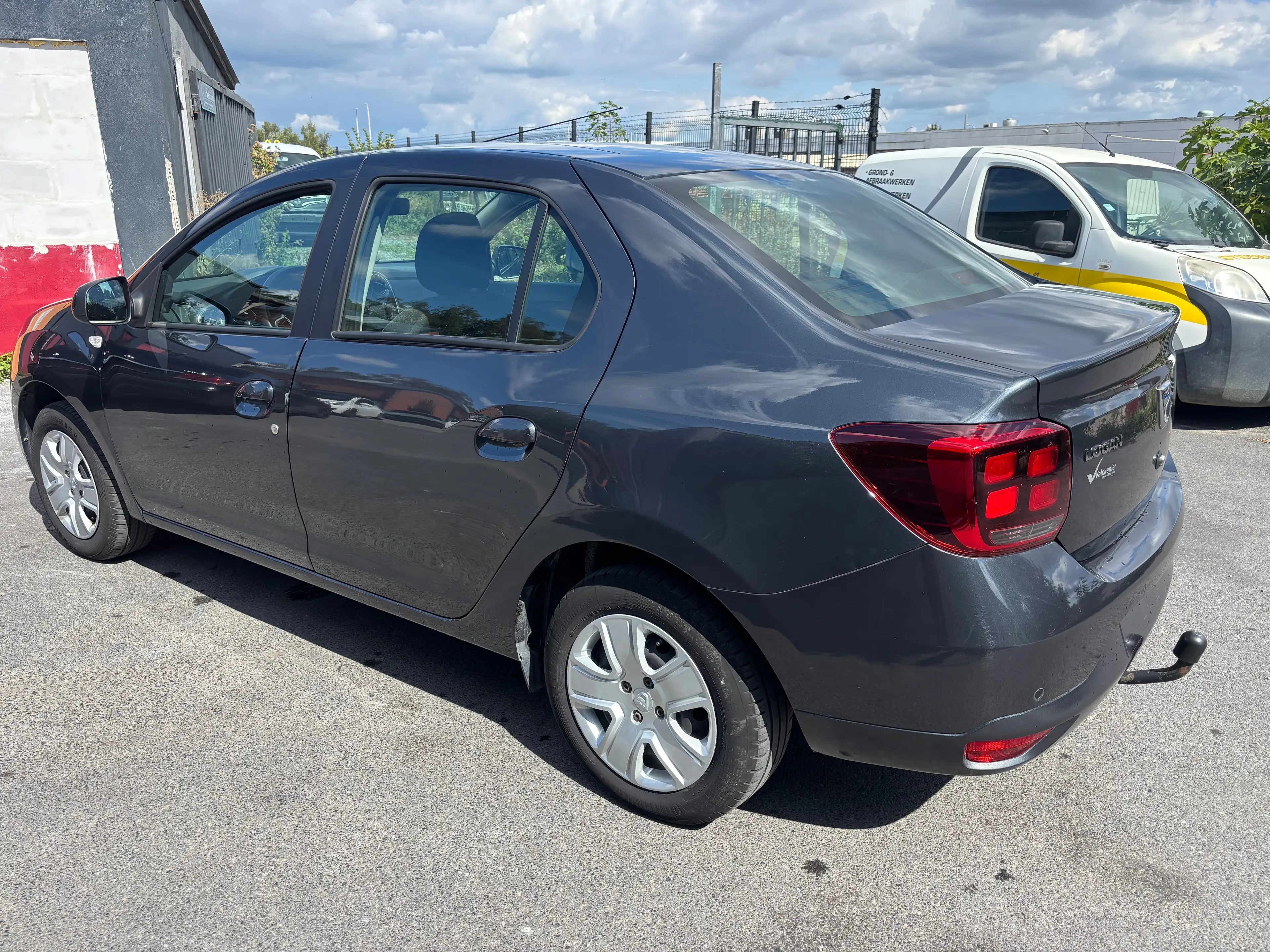 Dacia Logan Logan 0.9 TCe prête à immatriculer !! — photo 6