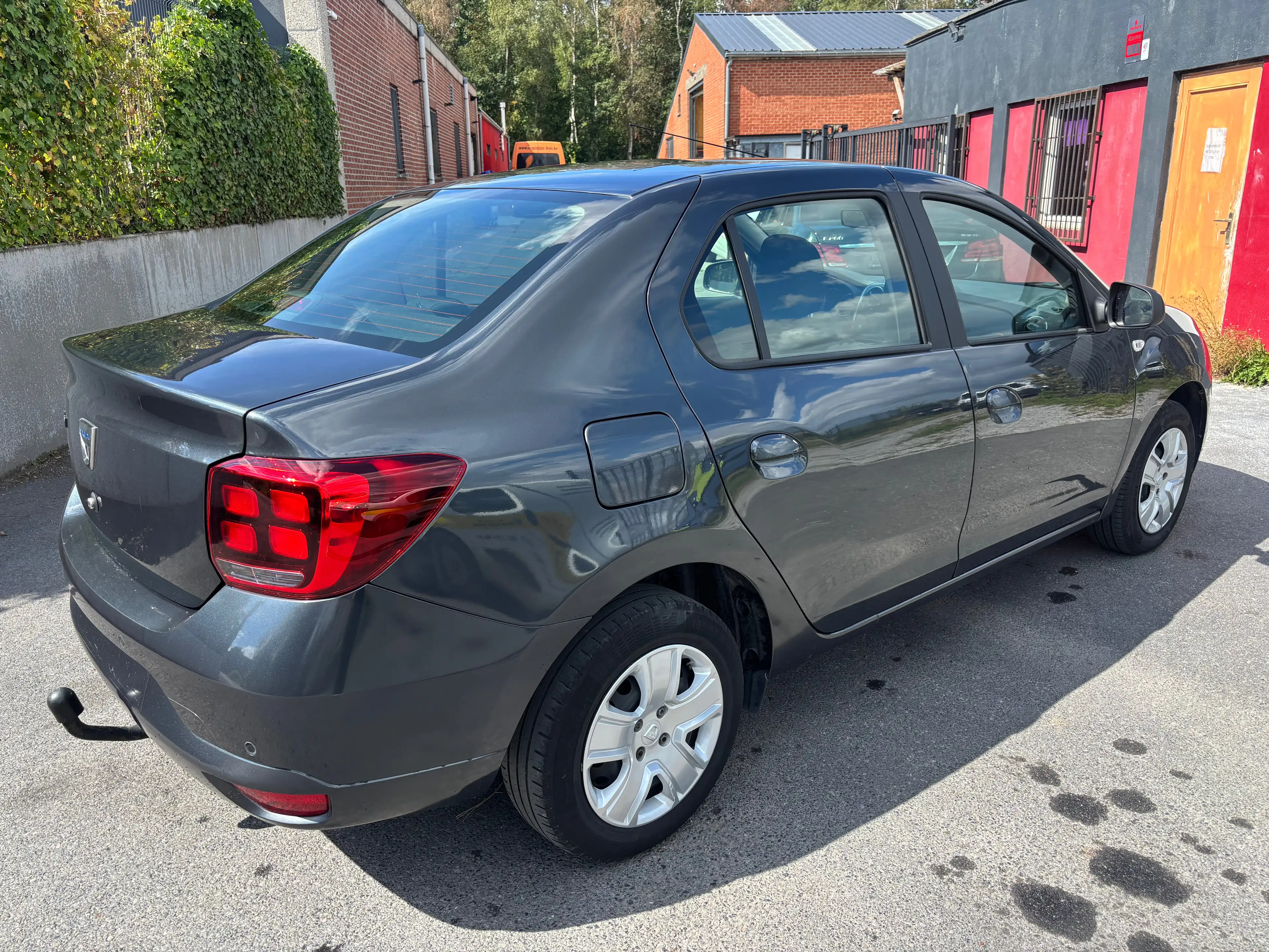 Dacia Logan Logan 0.9 TCe prête à immatriculer !! — photo 5
