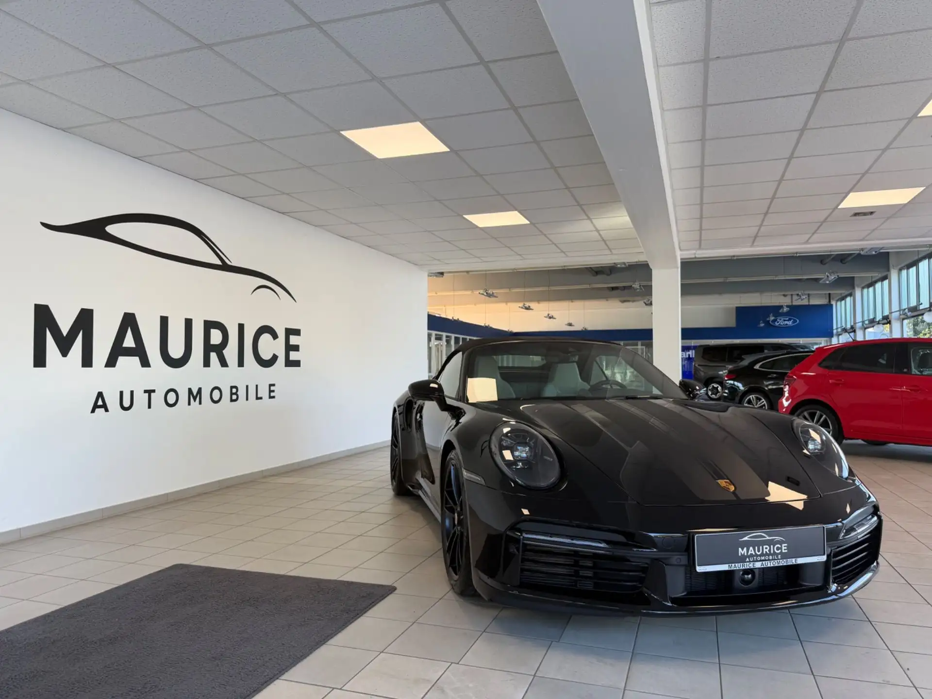 포르쉐 911 Turbo S Cabriolet 2024 검정 사진 1