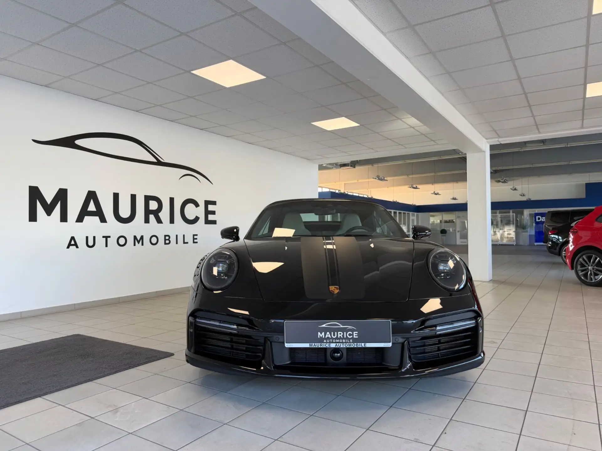 포르쉐 911 Turbo S Cabriolet 2024 검정 사진 2