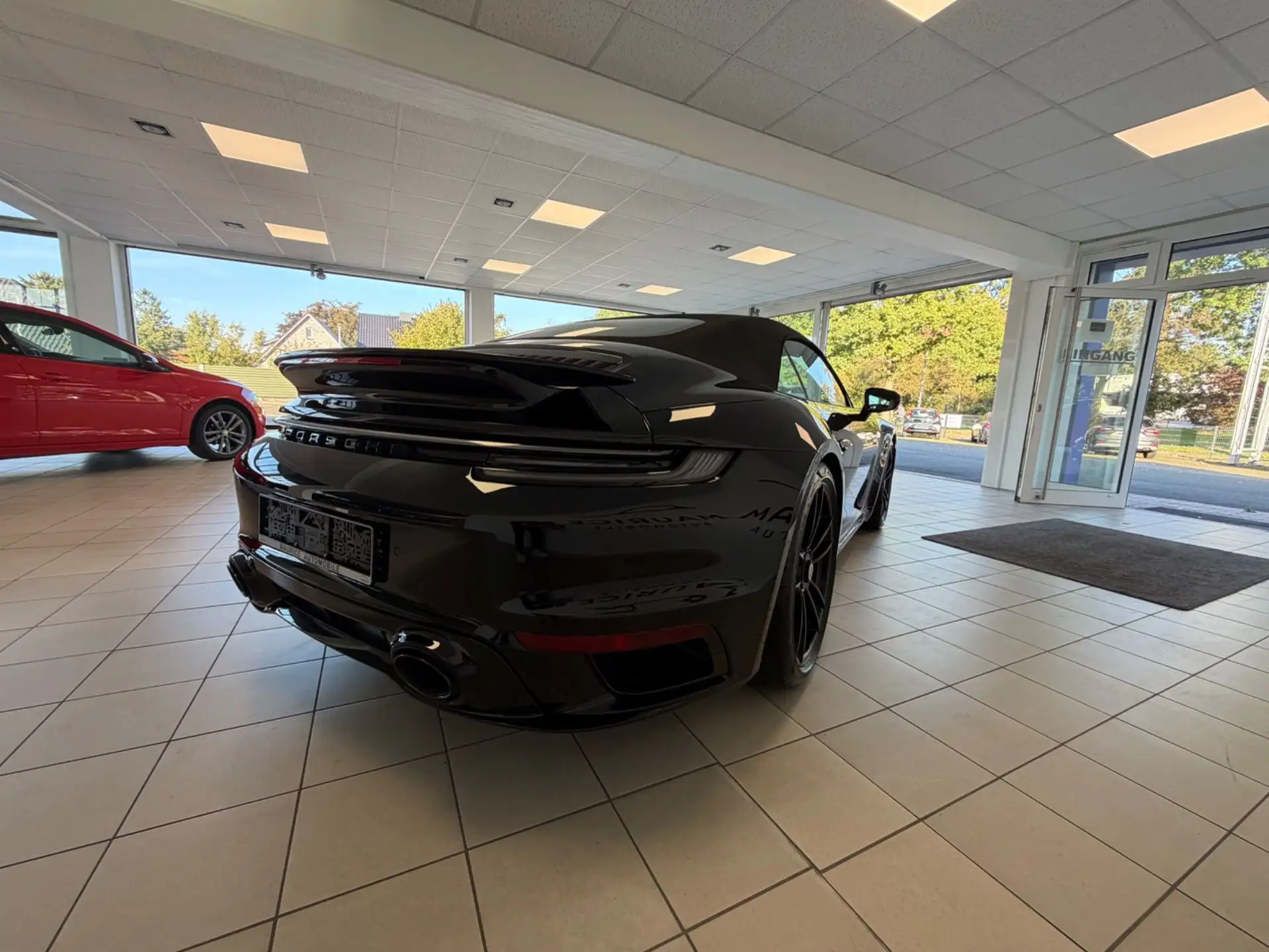 포르쉐 911 Turbo S Cabriolet 2024 검정 사진 7