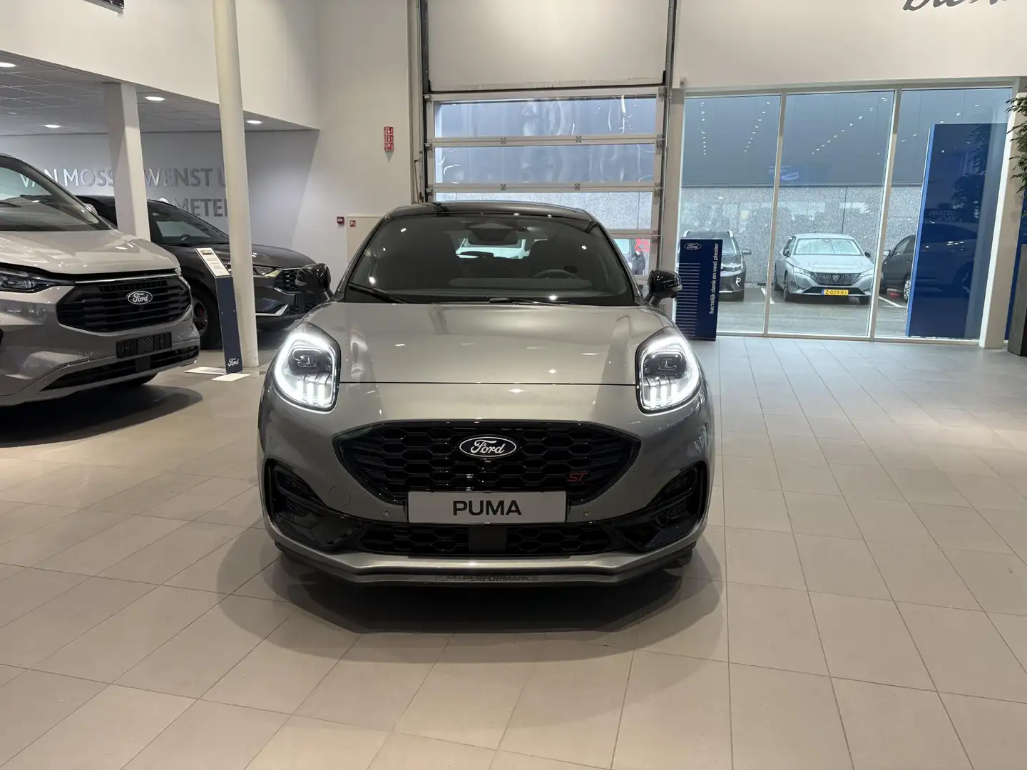Ford Puma 1.0 EcoBoost Hybrid ST | Te Bestellen | sportonder Zilver - 2