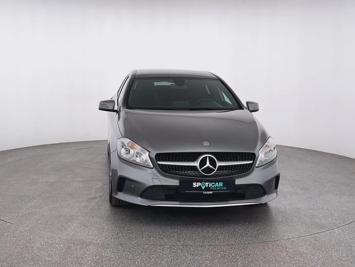 Mercedes-Benz A 200 BlueEfficiency  1.6 KAT*Navi*PDC*SHZ*uvm Grey - 2