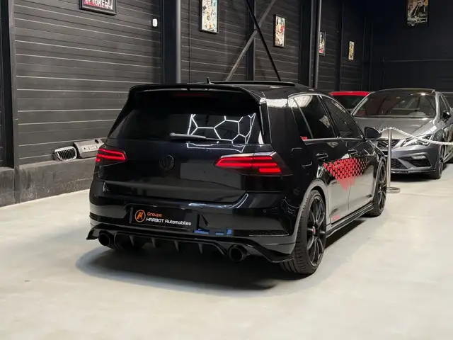 Volkswagen Golf view 6